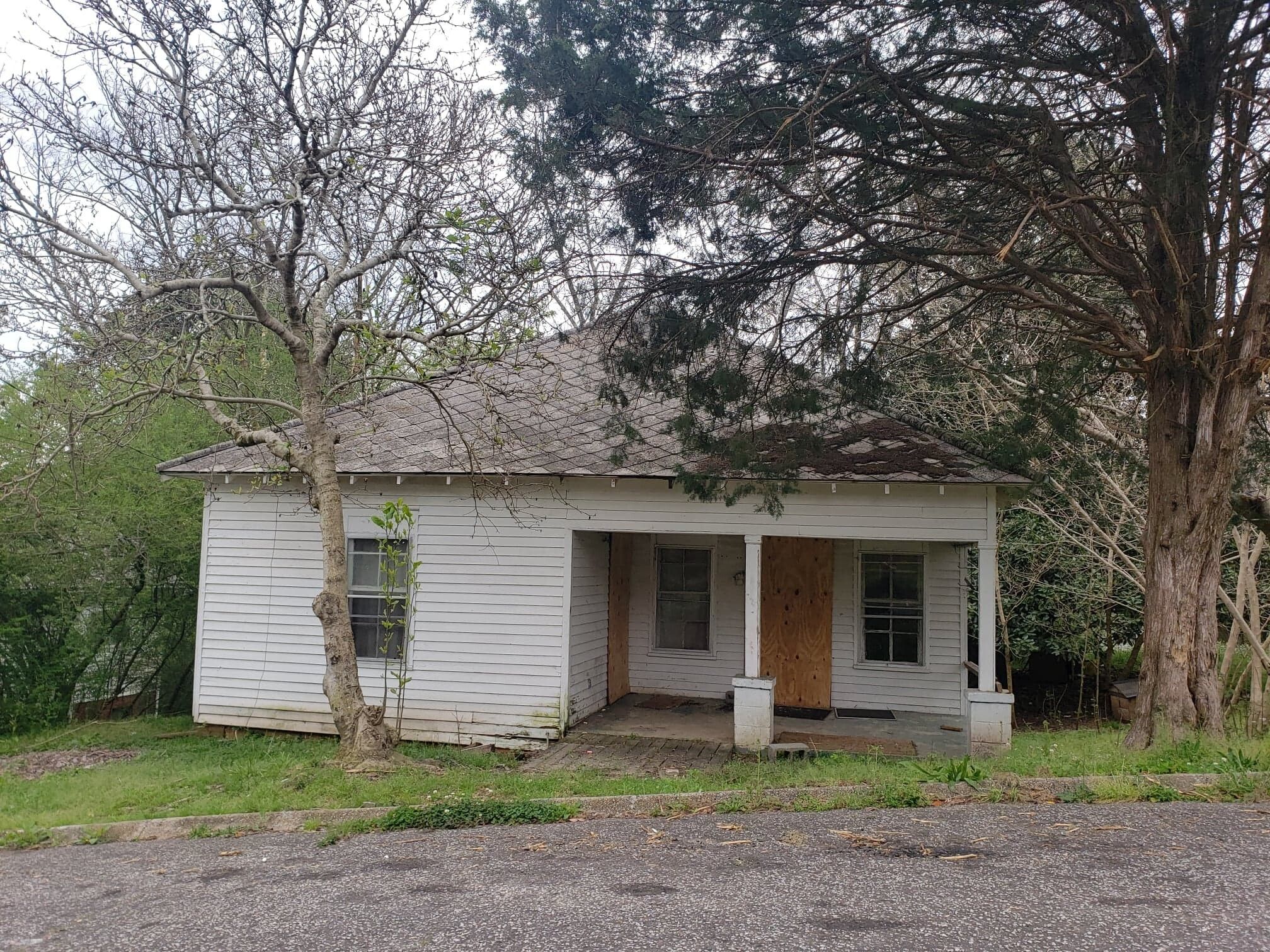 Roanoke, Randolph County, AL House for sale Property ID 413505841