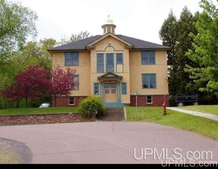 Chassell, Houghton County, MI Commercial Property, House for sale