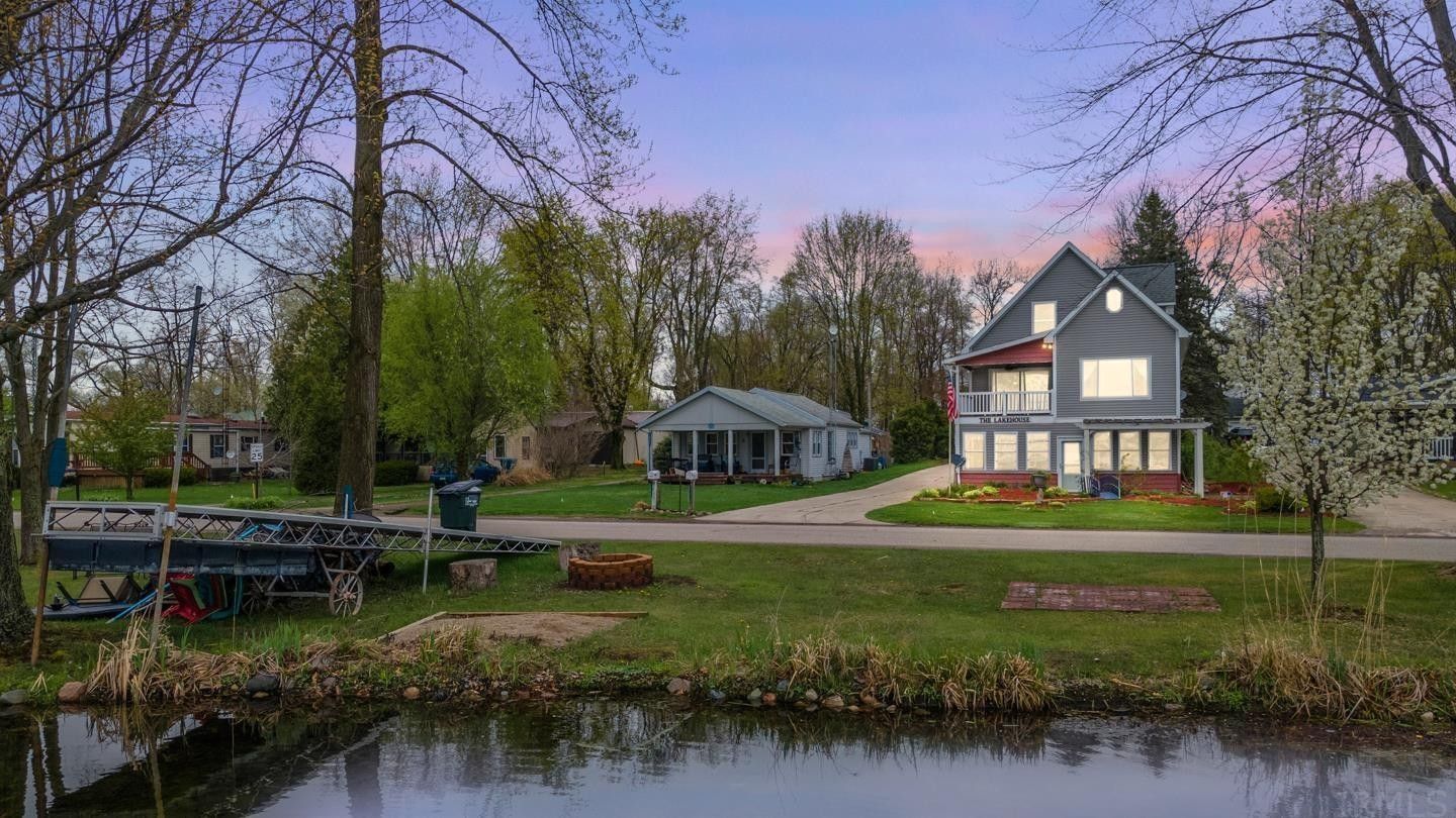 Orland, Lagrange County, IN Lakefront Property, Waterfront Property