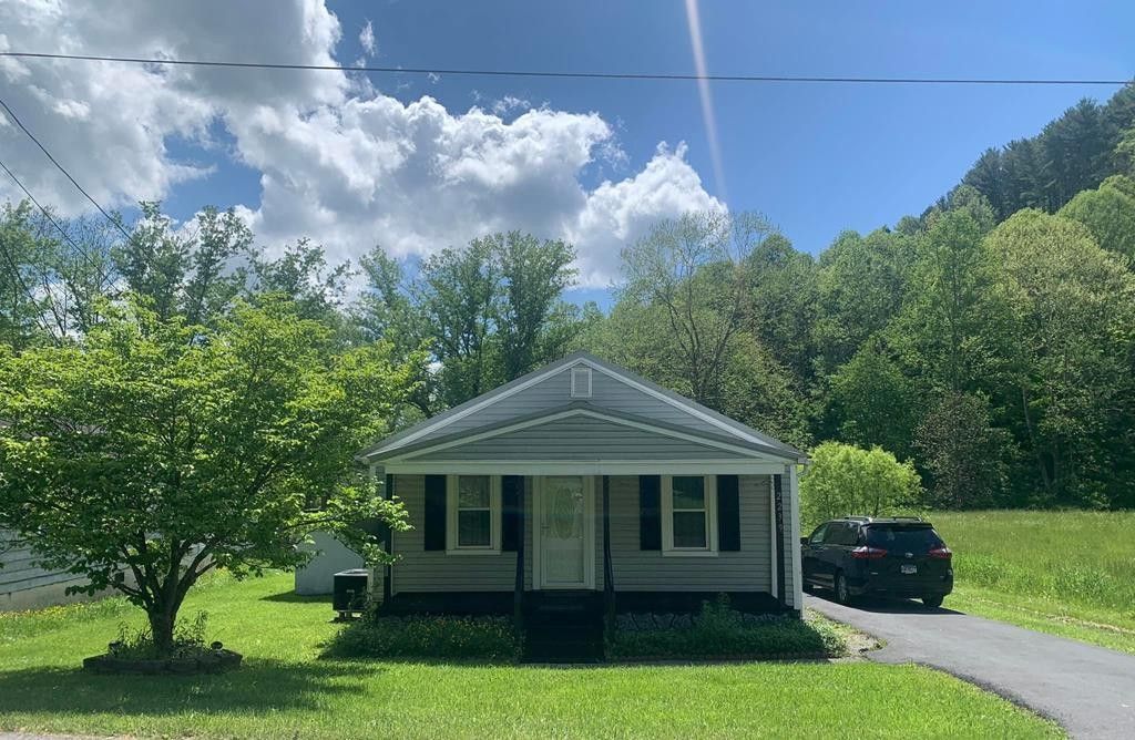 Cedar Bluff, Tazewell County, VA Lakefront Property, Waterfront