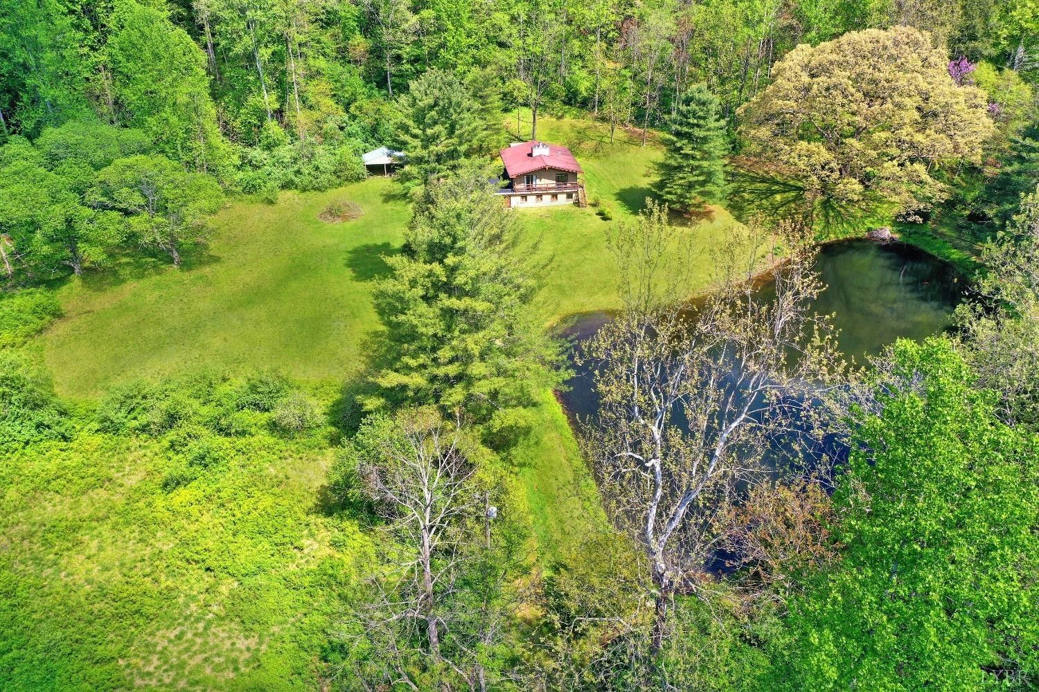 Roseland, Nelson County, VA Lakefront Property, Waterfront Property