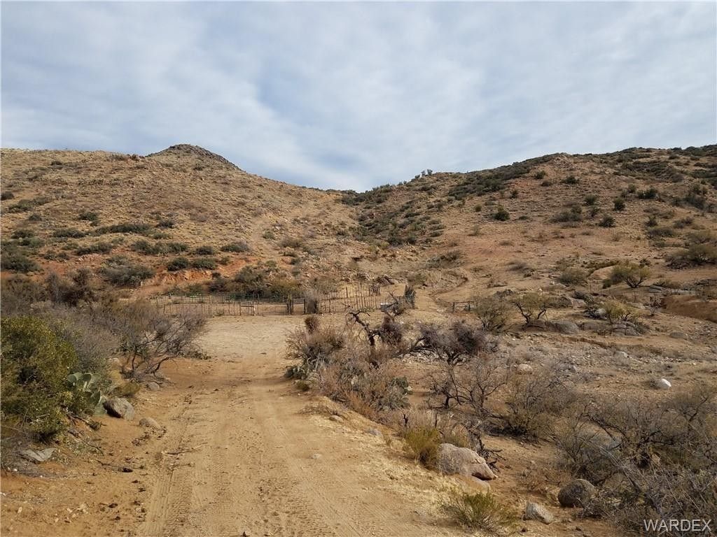 Wikieup, Mohave County, AZ Undeveloped Land for sale Property ID