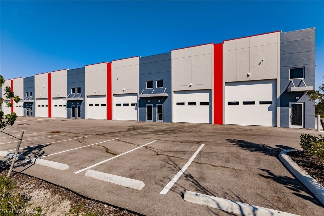 Fort Myers, Lee County, FL Commercial Property, Lakefront Property, Waterfront Property