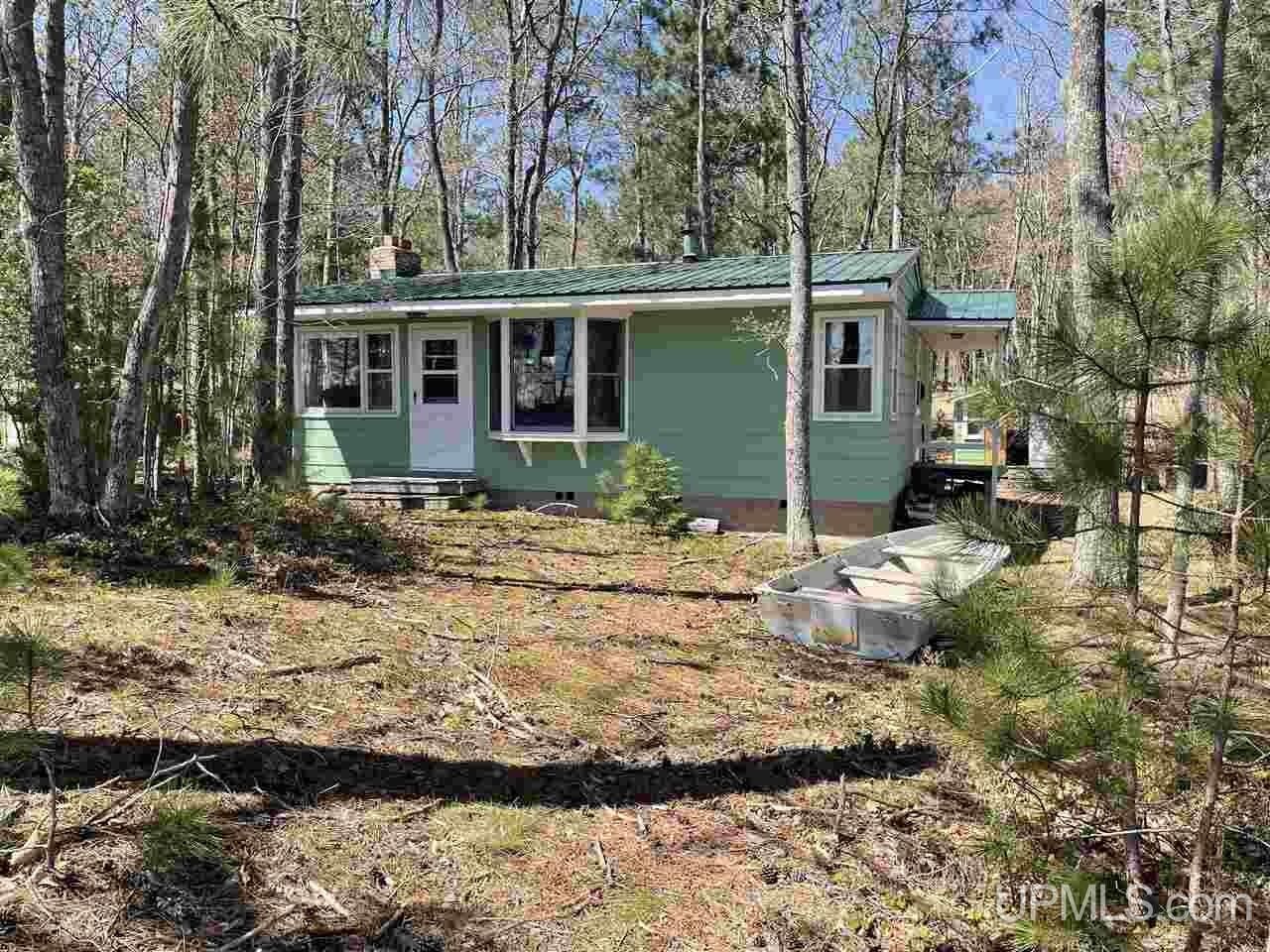 Marquette, Marquette County, MI Lakefront Property, Waterfront Property