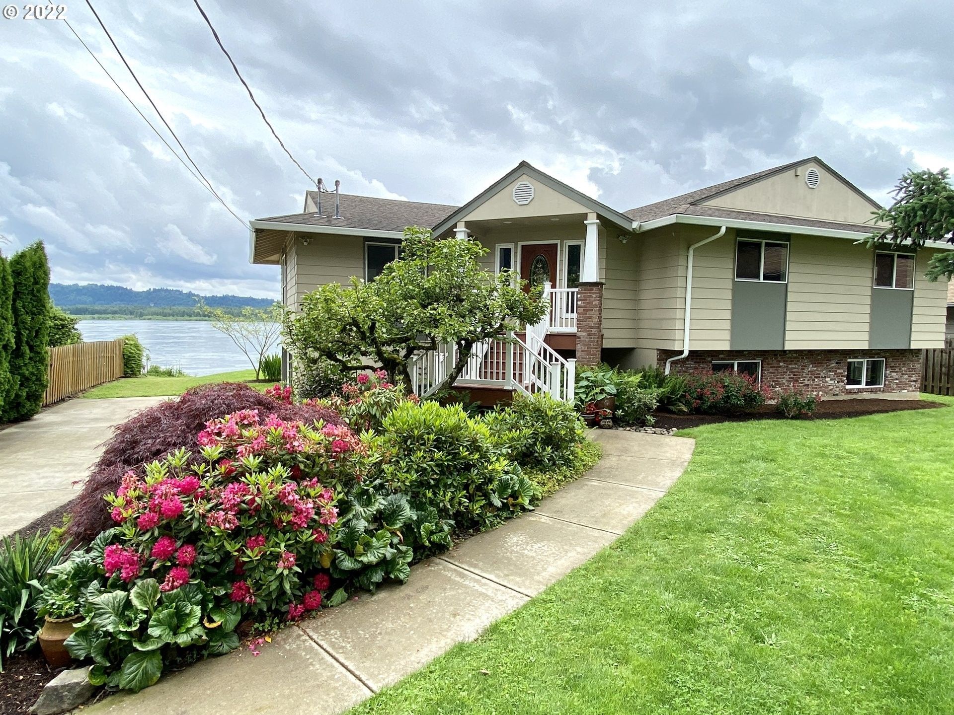 Washougal, Clark County, WA Lakefront Property, Waterfront Property