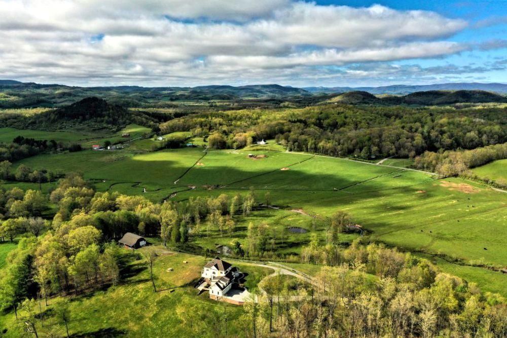 623 Cadle Ridge Road, Alderson, WV 24910 MLS FOUR WINDS COUNTRY