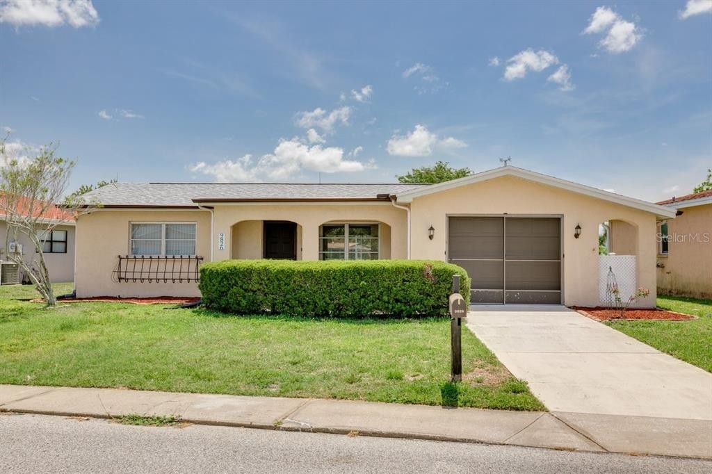 Port Richey, Pasco County, FL Lakefront Property, Waterfront Property