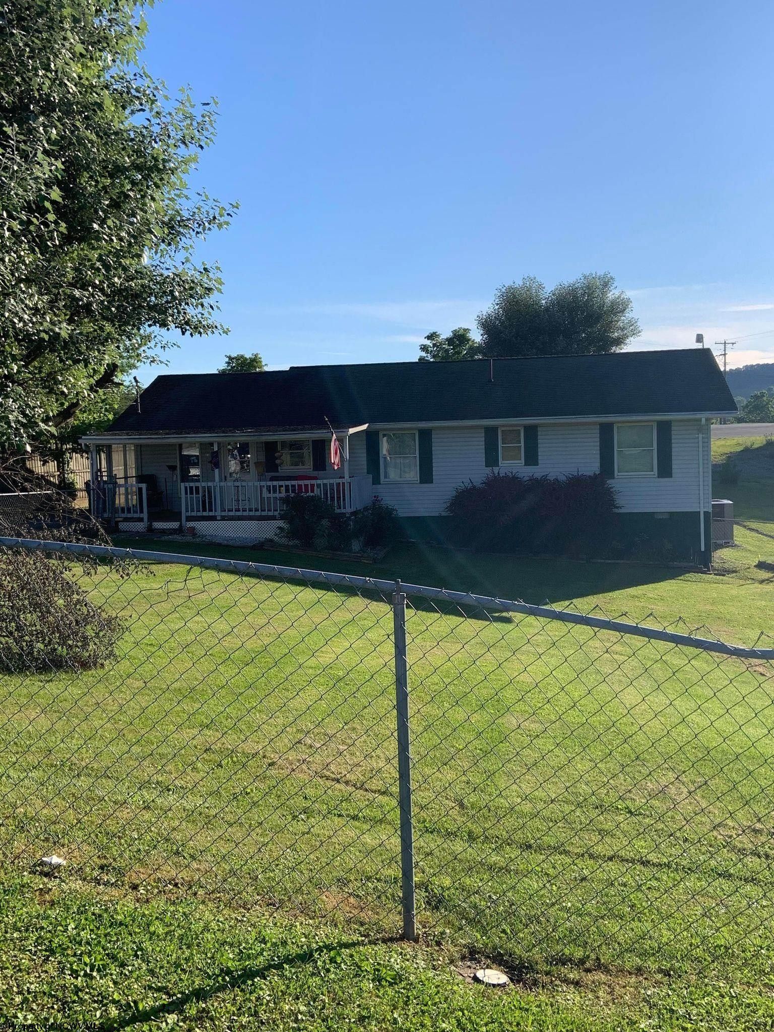 Buckhannon, Upshur County, WV House for sale Property ID 414054331