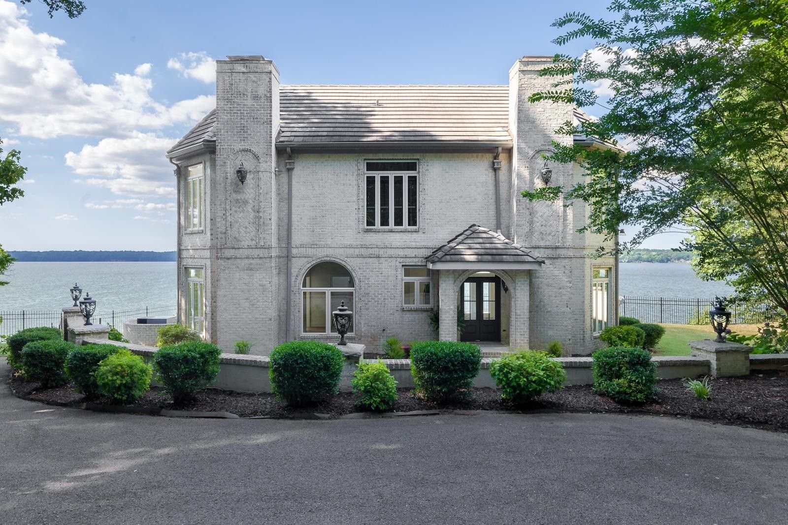 Muscle Shoals, Colbert County, AL Lakefront Property, Waterfront