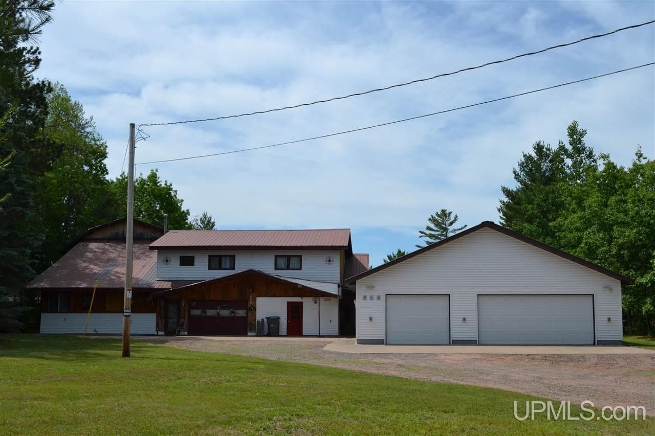 Gwinn, Marquette County, MI Lakefront Property, Waterfront Property
