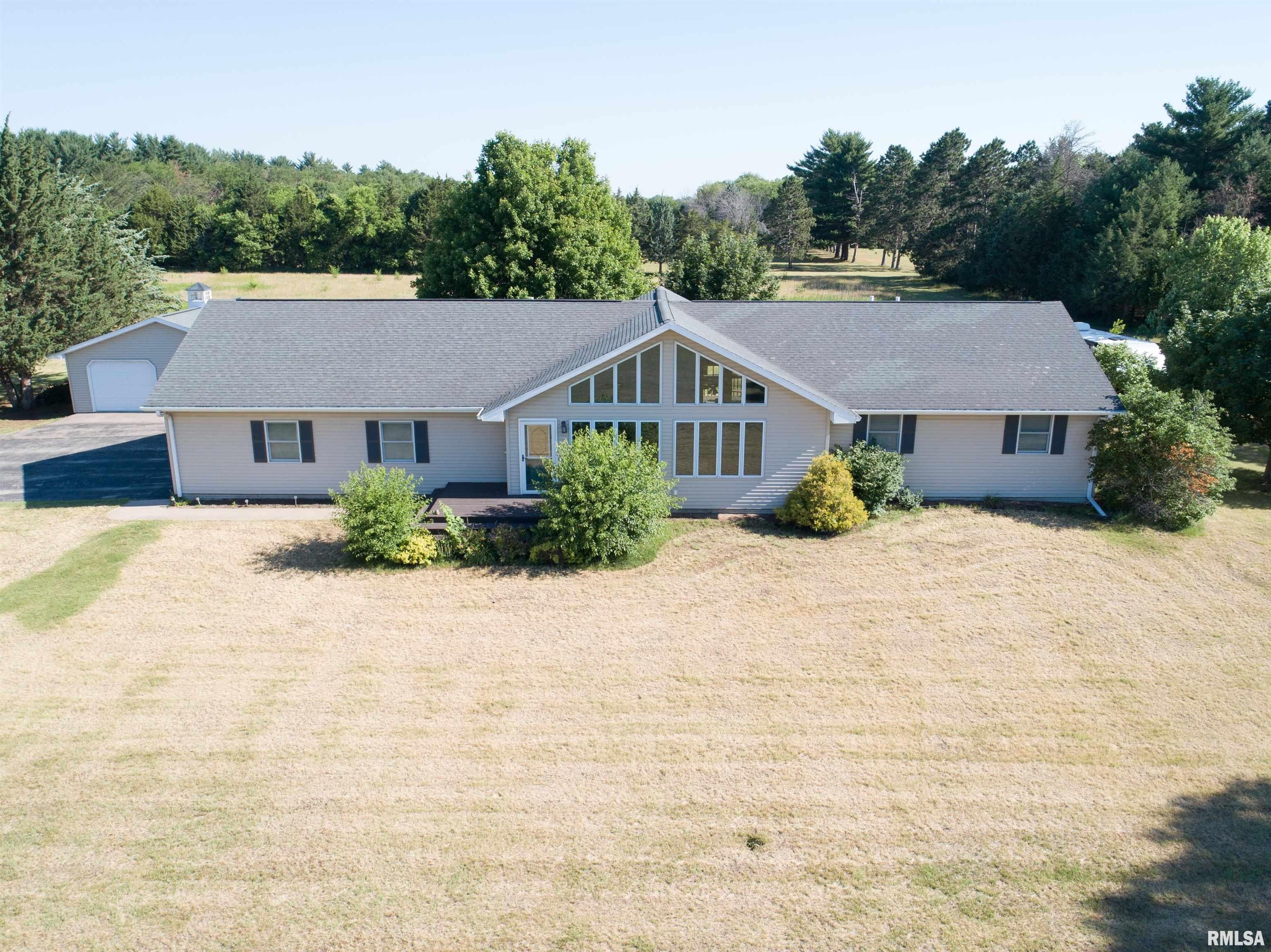 Thomson, Carroll County, IL House for sale Property ID 414071049