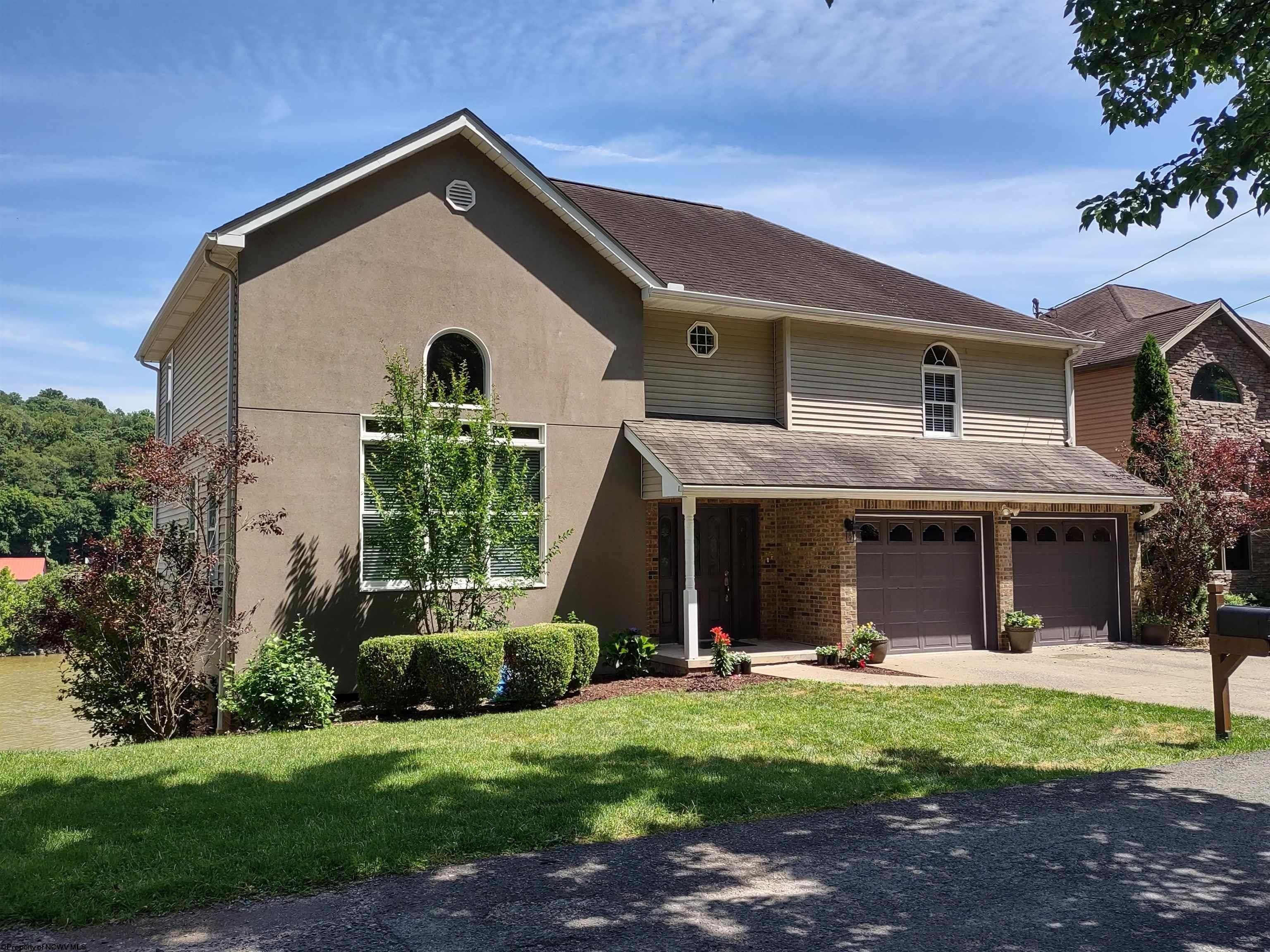 Monongalia County, WV Lakefront Property, Waterfront Property, House for sale