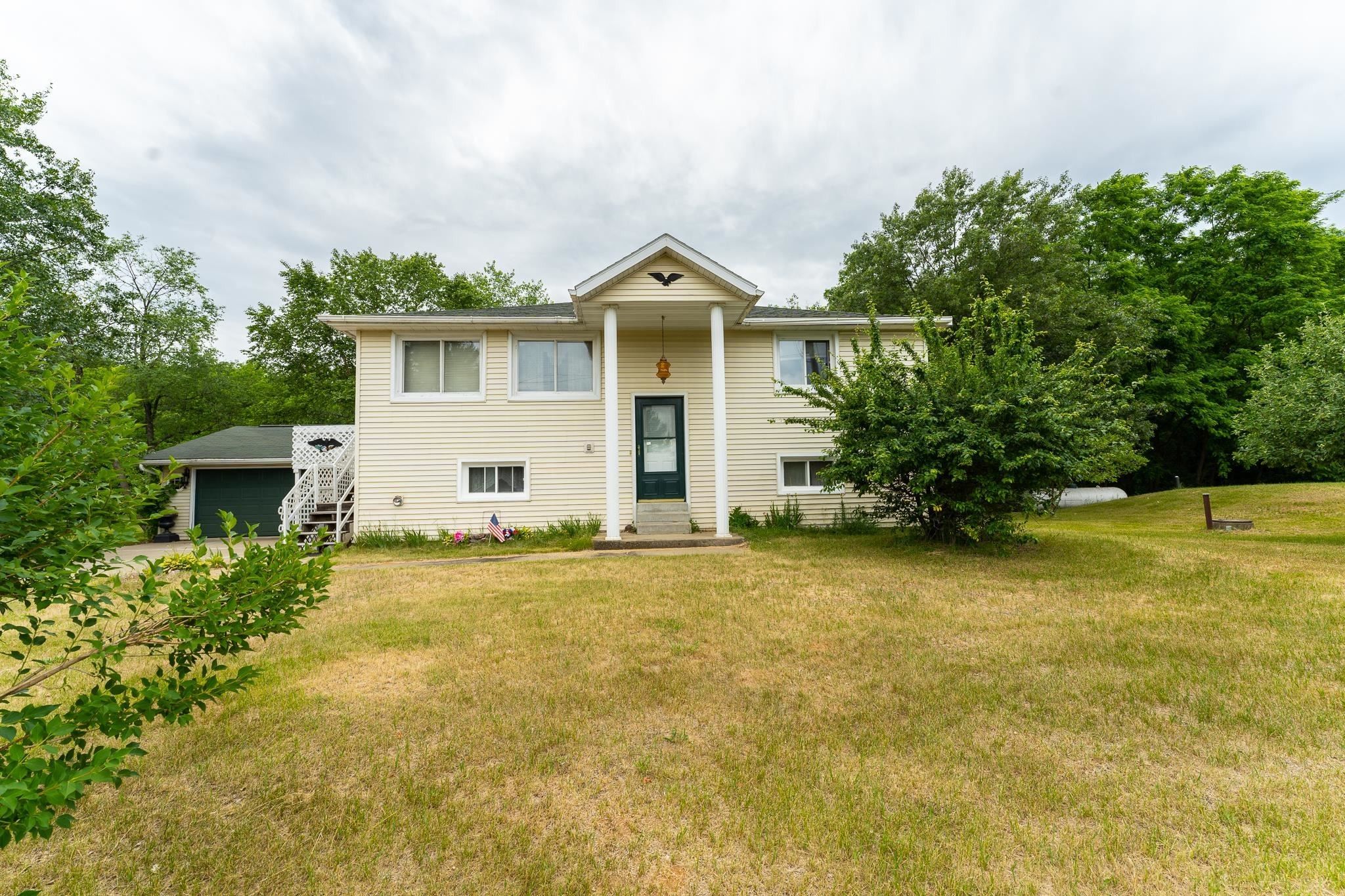 Necedah, Juneau County, WI Lakefront Property, Waterfront Property