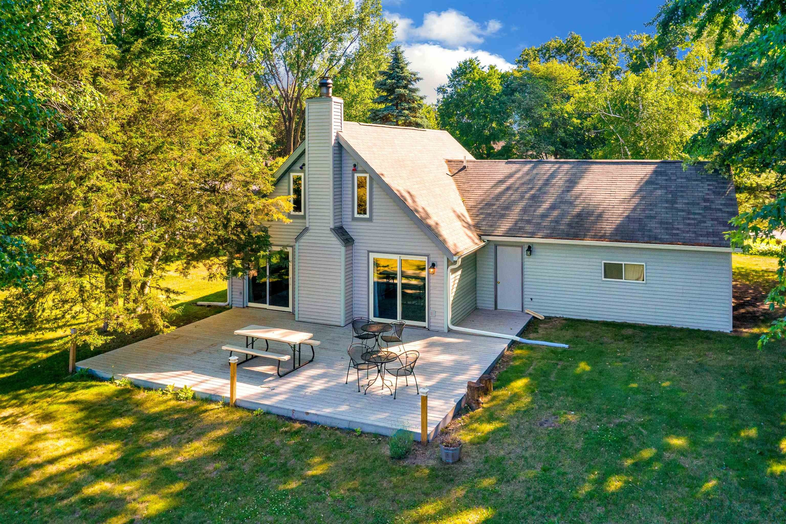 Neshkoro, Marquette County, WI Lakefront Property, Waterfront Property