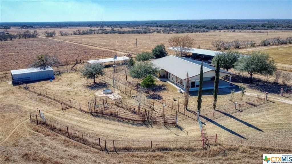 Moore, Frio County, TX Farms and Ranches, House for sale Property ID