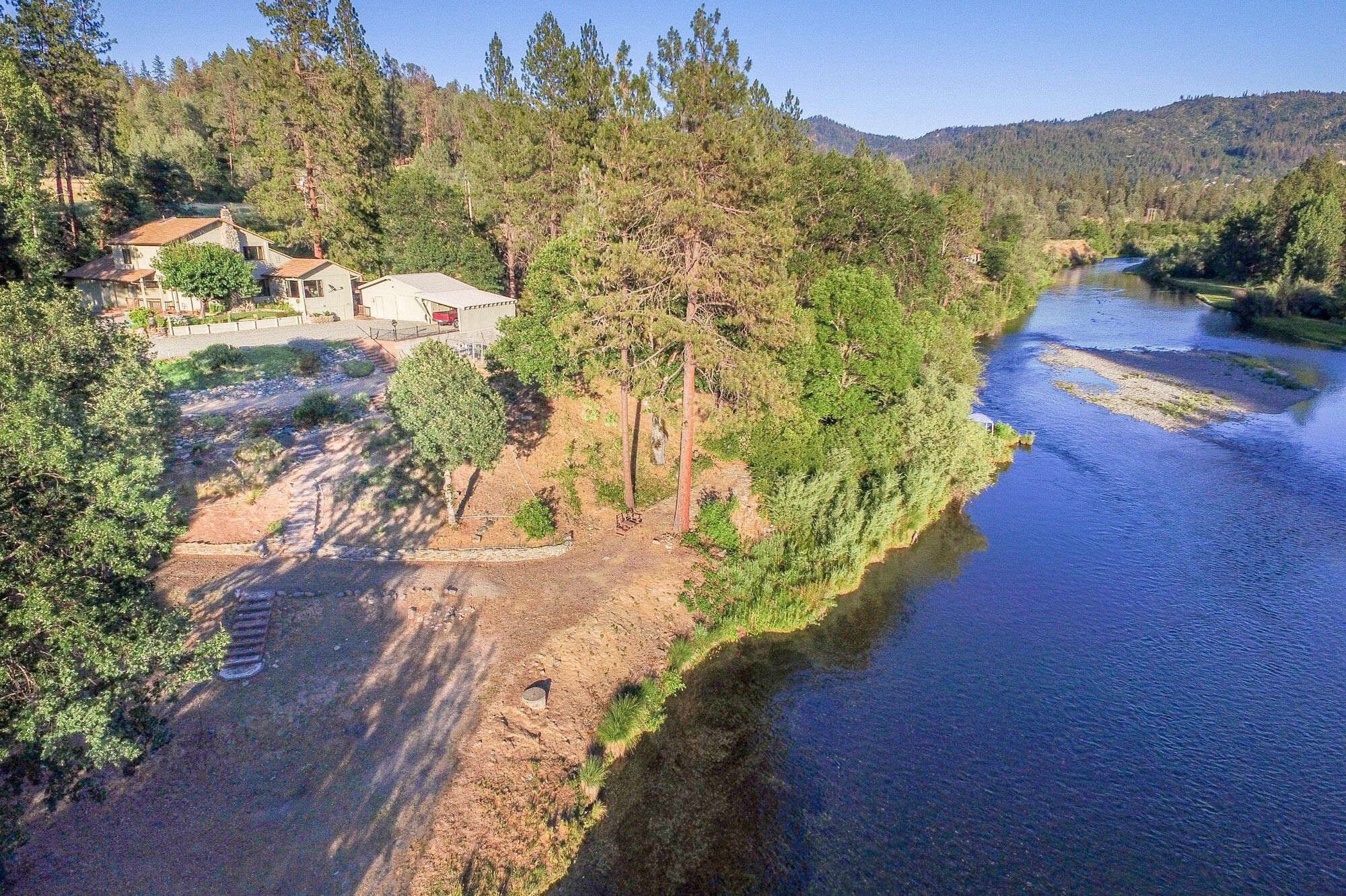 Lewiston, Trinity County, CA Lakefront Property, Waterfront Property, House for sale Property ID