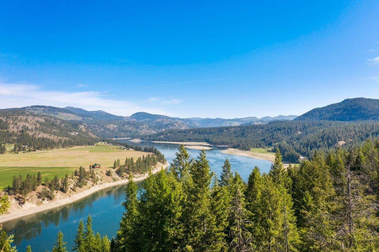 Evans, Stevens County, WA Undeveloped Land, Lakefront Property