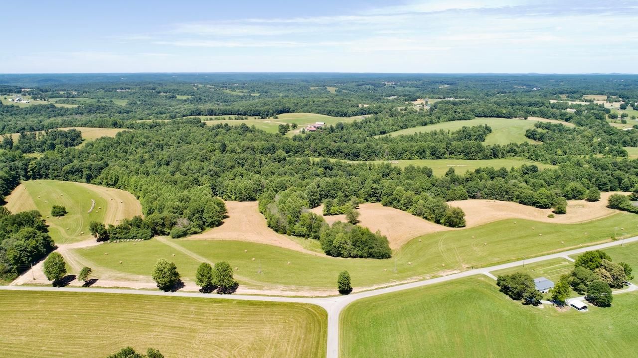 Columbia, Adair County, KY Farms and Ranches, House for auction