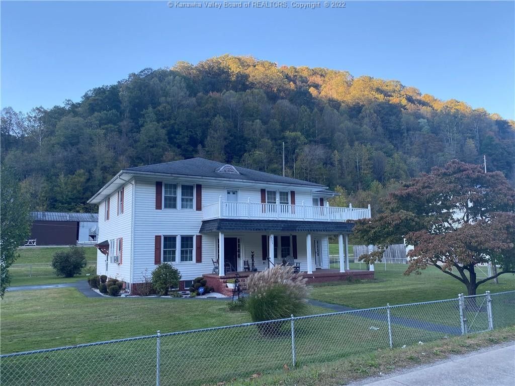 Amherstdale, Logan County, WV Lakefront Property, Waterfront Property