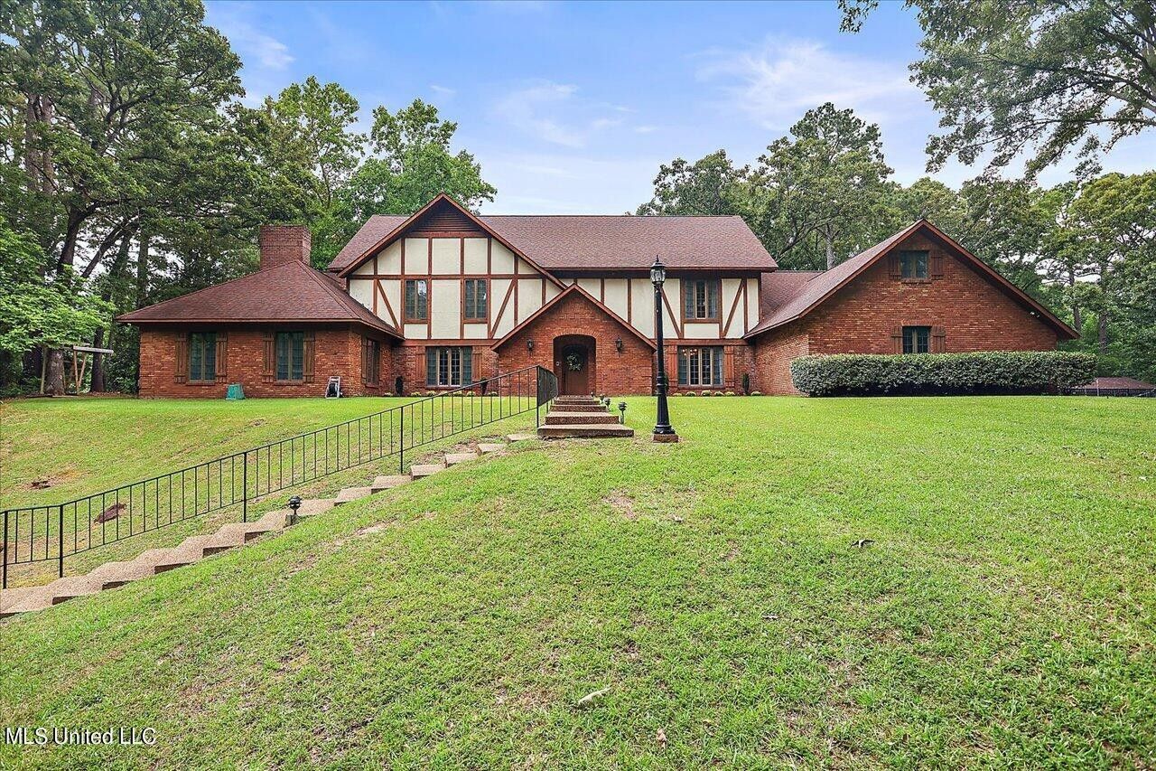 Clinton, Hinds County, MS Lakefront Property, Waterfront Property