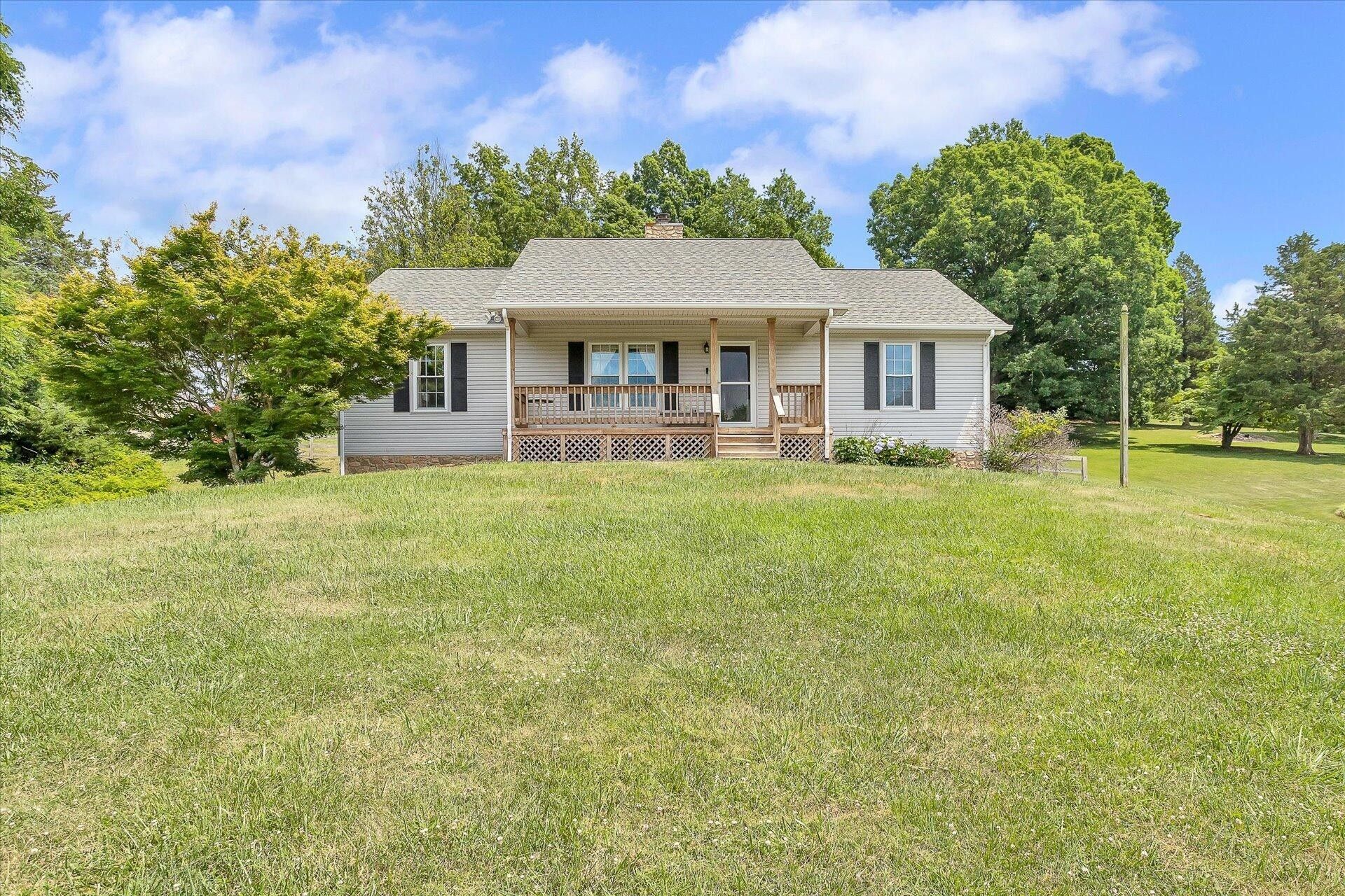 Troutville, Botetourt County, VA House for sale Property ID 414147722