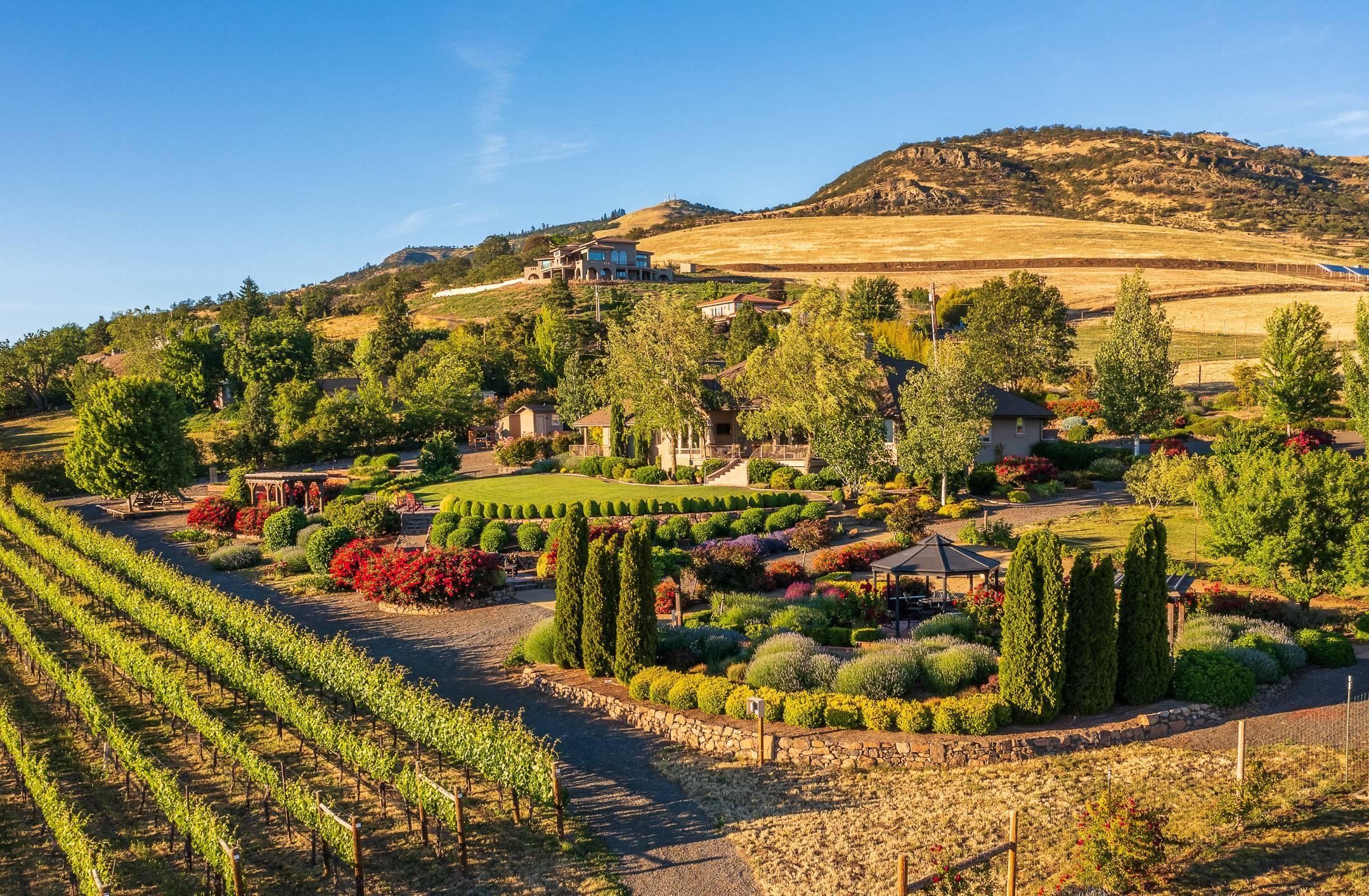 Medford, Jackson County, OR Farms and Ranches for sale Property ID