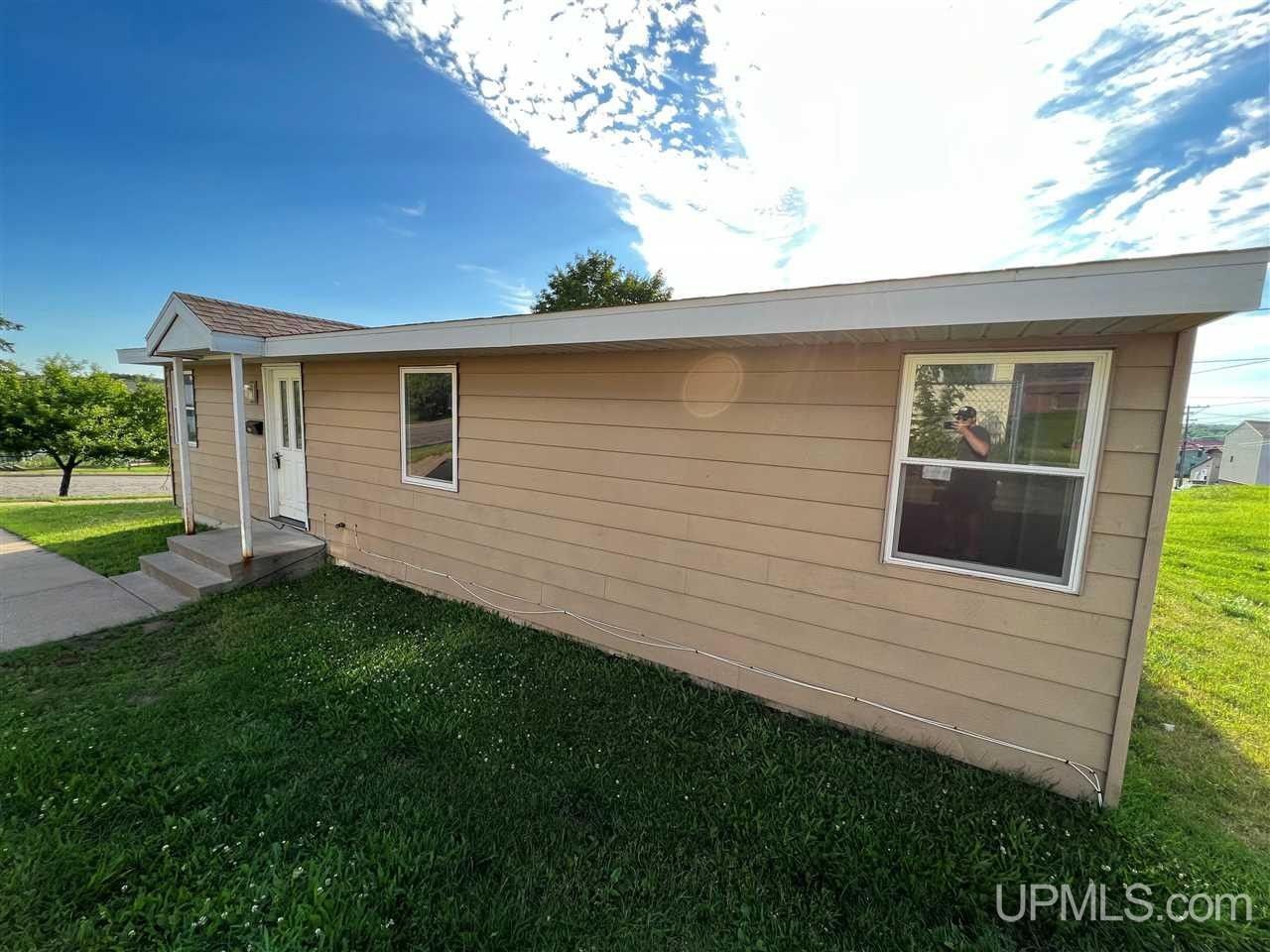 Crystal Falls, Iron County, MI House for sale Property ID 414175780