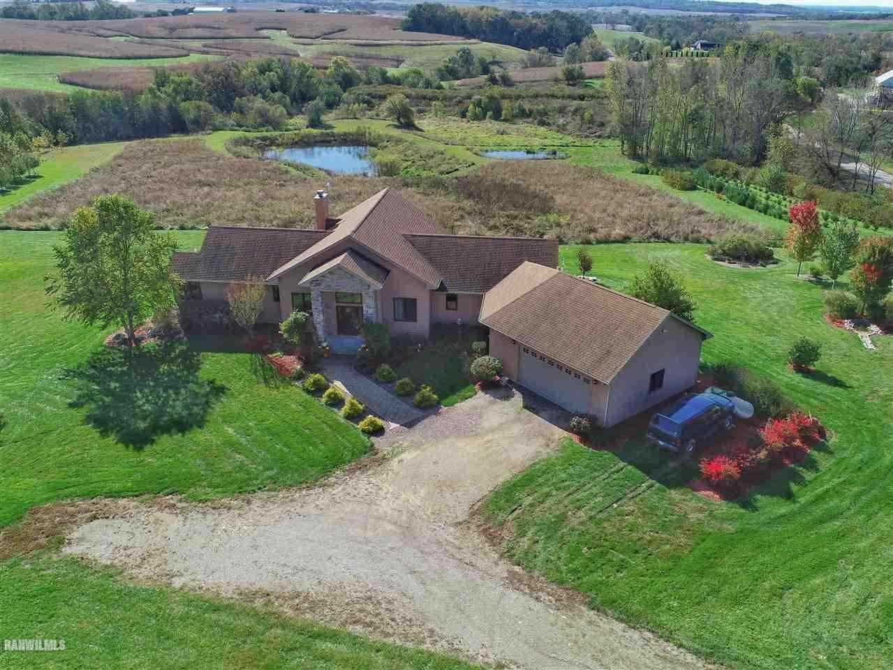 Mount Carroll, Carroll County, IL House for sale Property ID 414209979