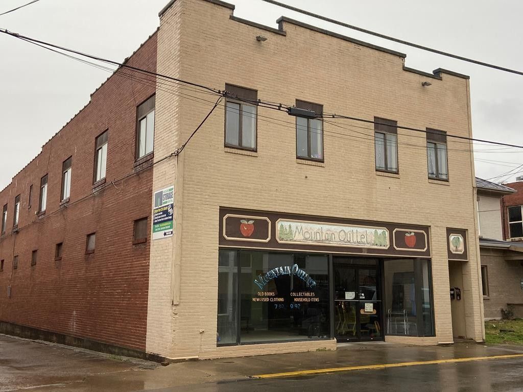 Paintsville, Johnson County, KY Commercial Property, House for sale