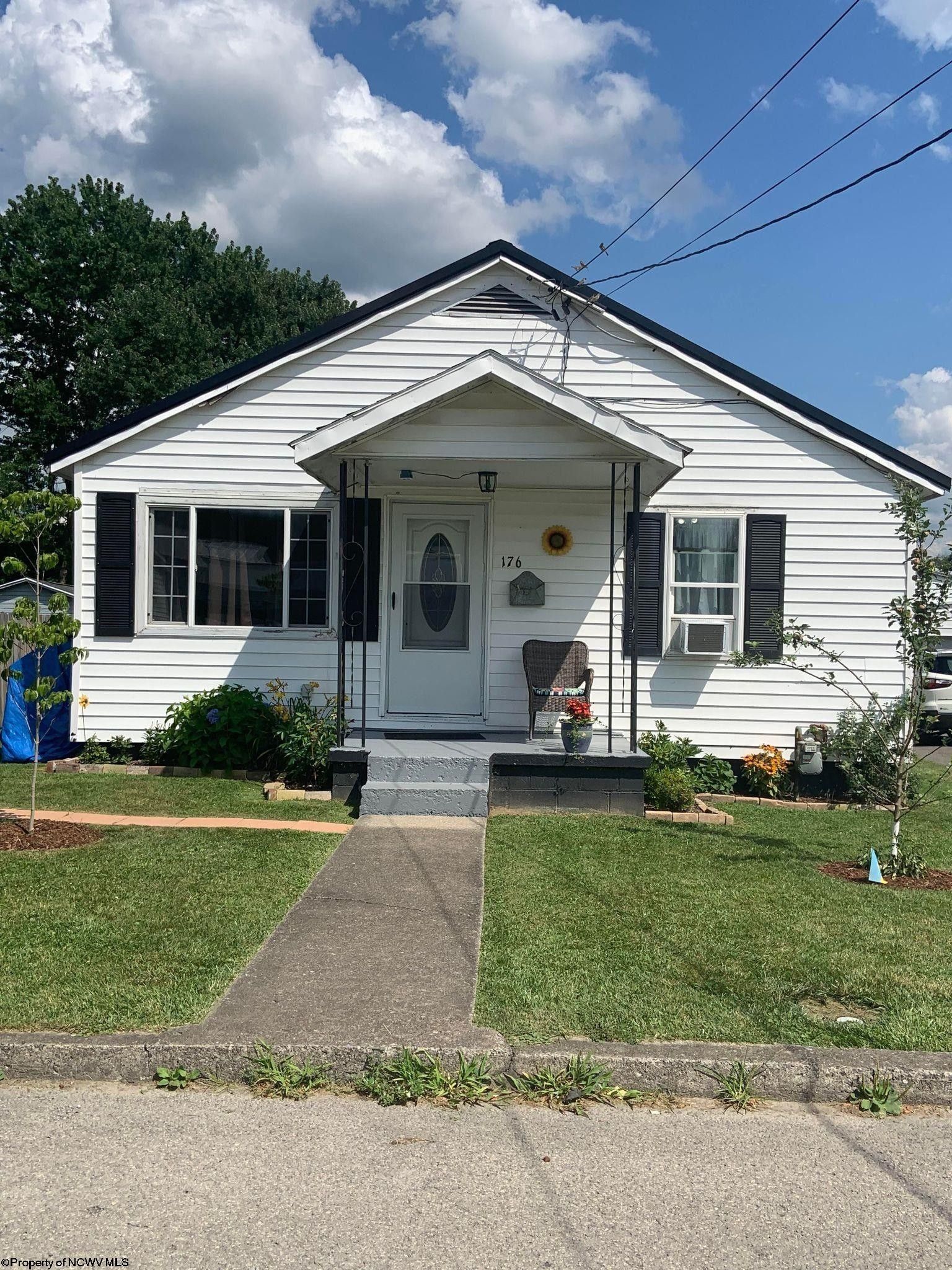 Buckhannon, Upshur County, WV Lakefront Property, Waterfront Property