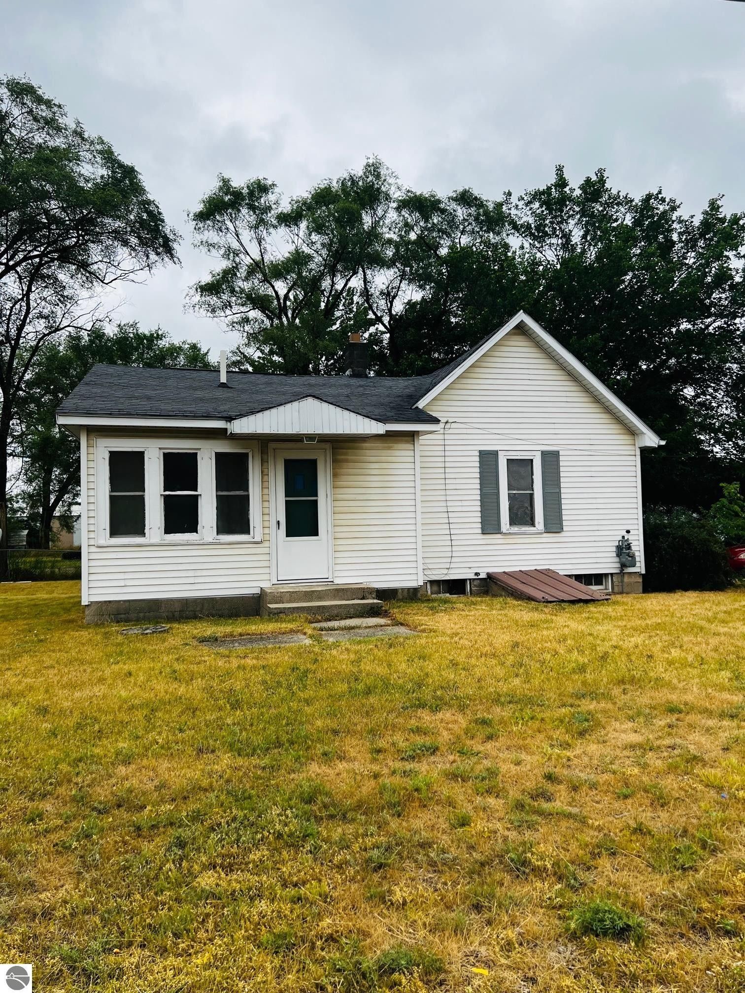 Mt Pleasant, Isabella County, MI Lakefront Property, Waterfront Property, House for sale