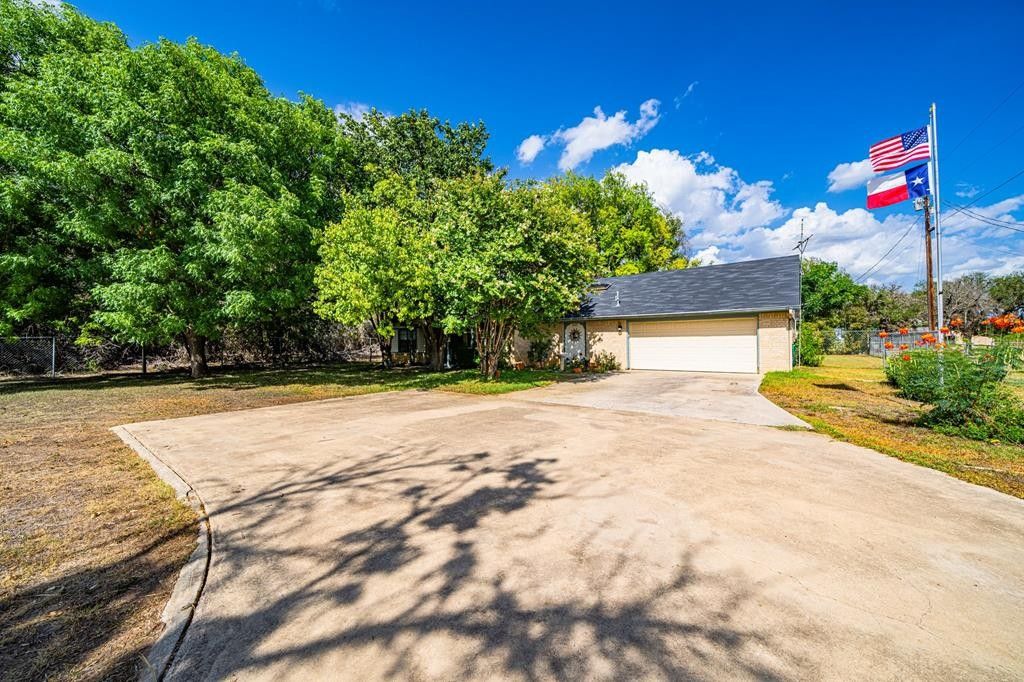 Bandera, Bandera County, TX Lakefront Property, Waterfront Property, House for sale Property ID