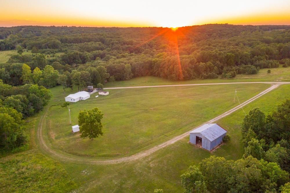 Edwards, Benton County, MO Farms and Ranches, Recreational Property