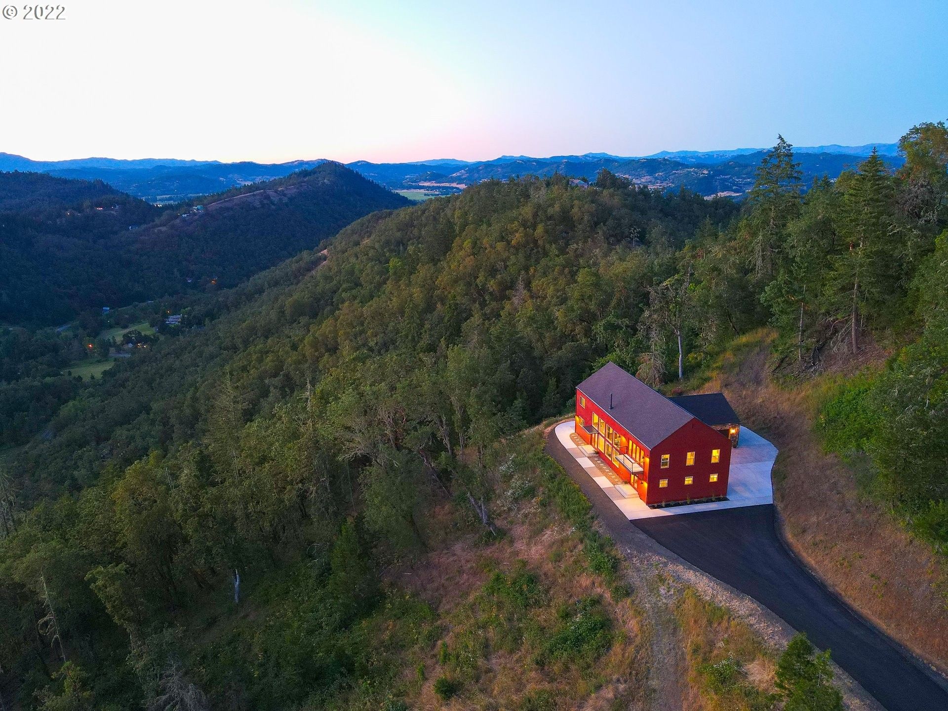 Roseburg, Douglas County, OR House for sale Property ID 414311278