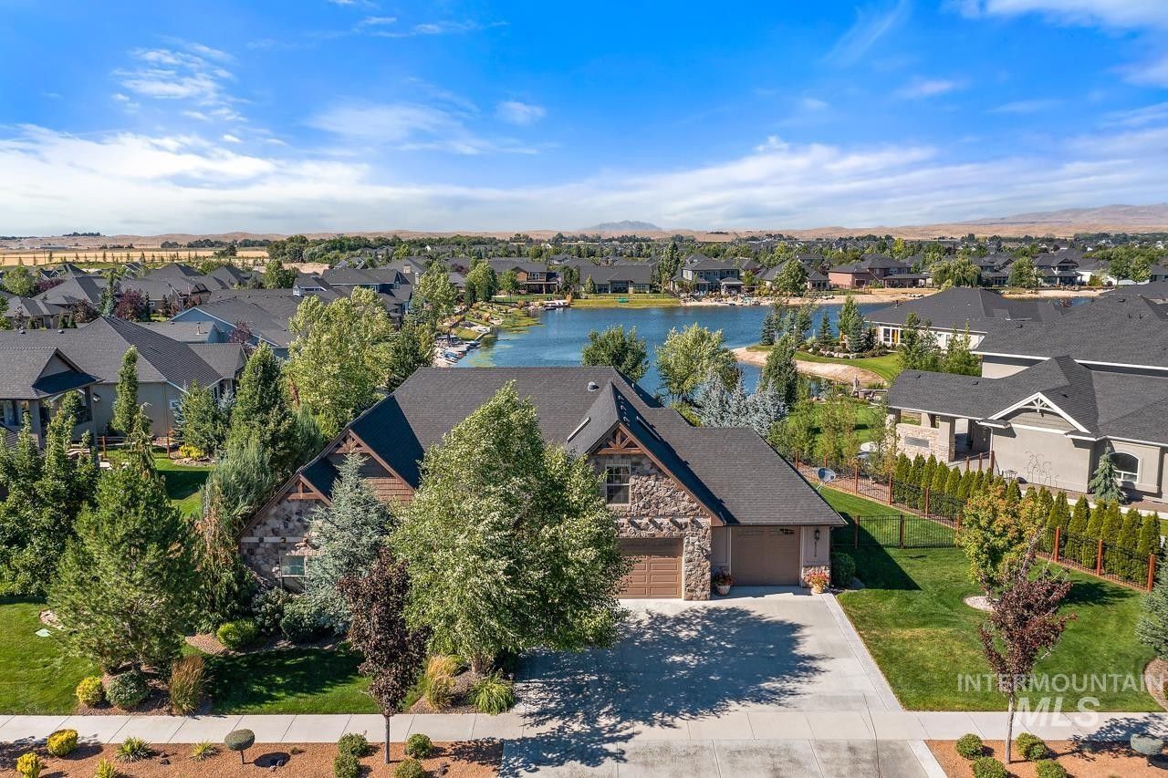 Eagle, Ada County, ID Lakefront Property, Waterfront Property, House