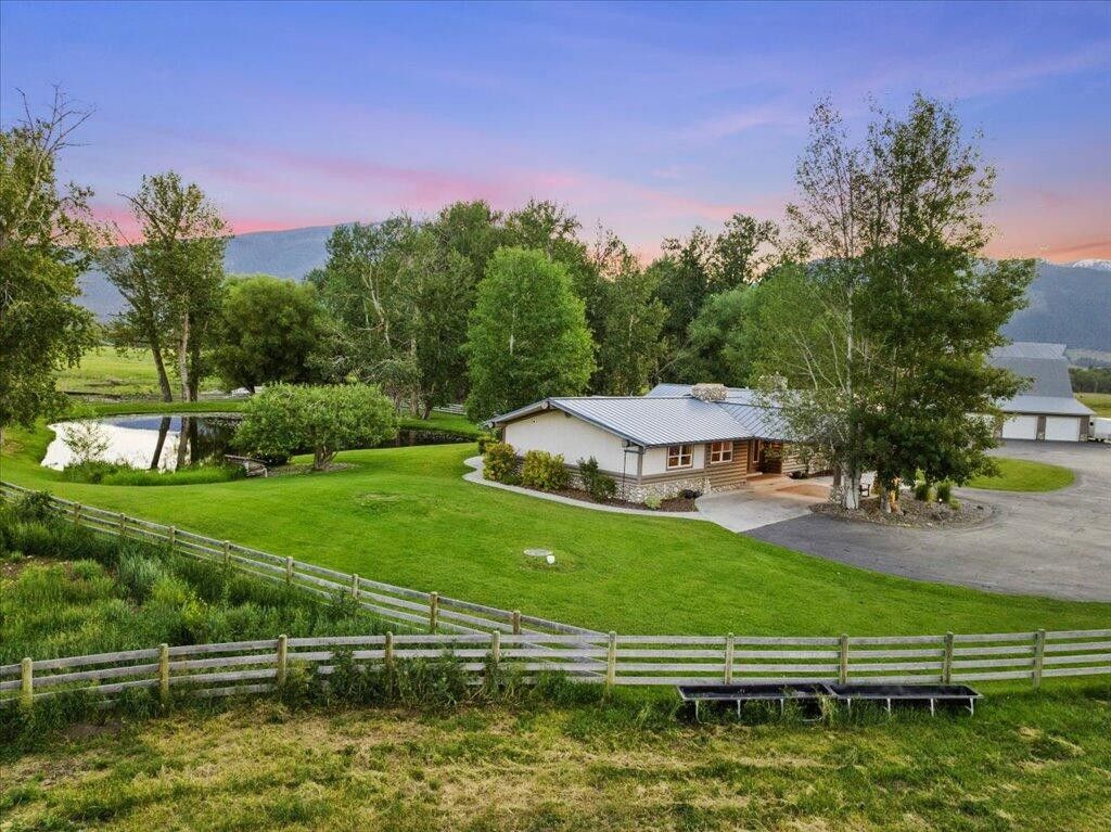 Stevensville, Ravalli County, MT Lakefront Property, Waterfront Property, House for sale