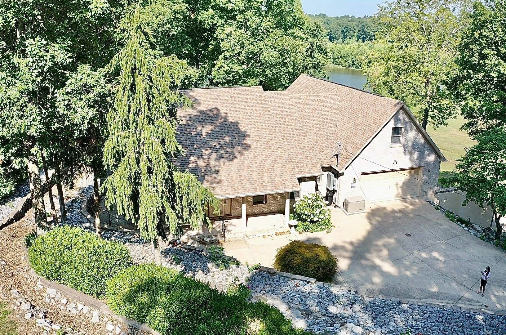 Cadiz, Trigg County, KY Lakefront Property, Waterfront Property, House for sale Property ID