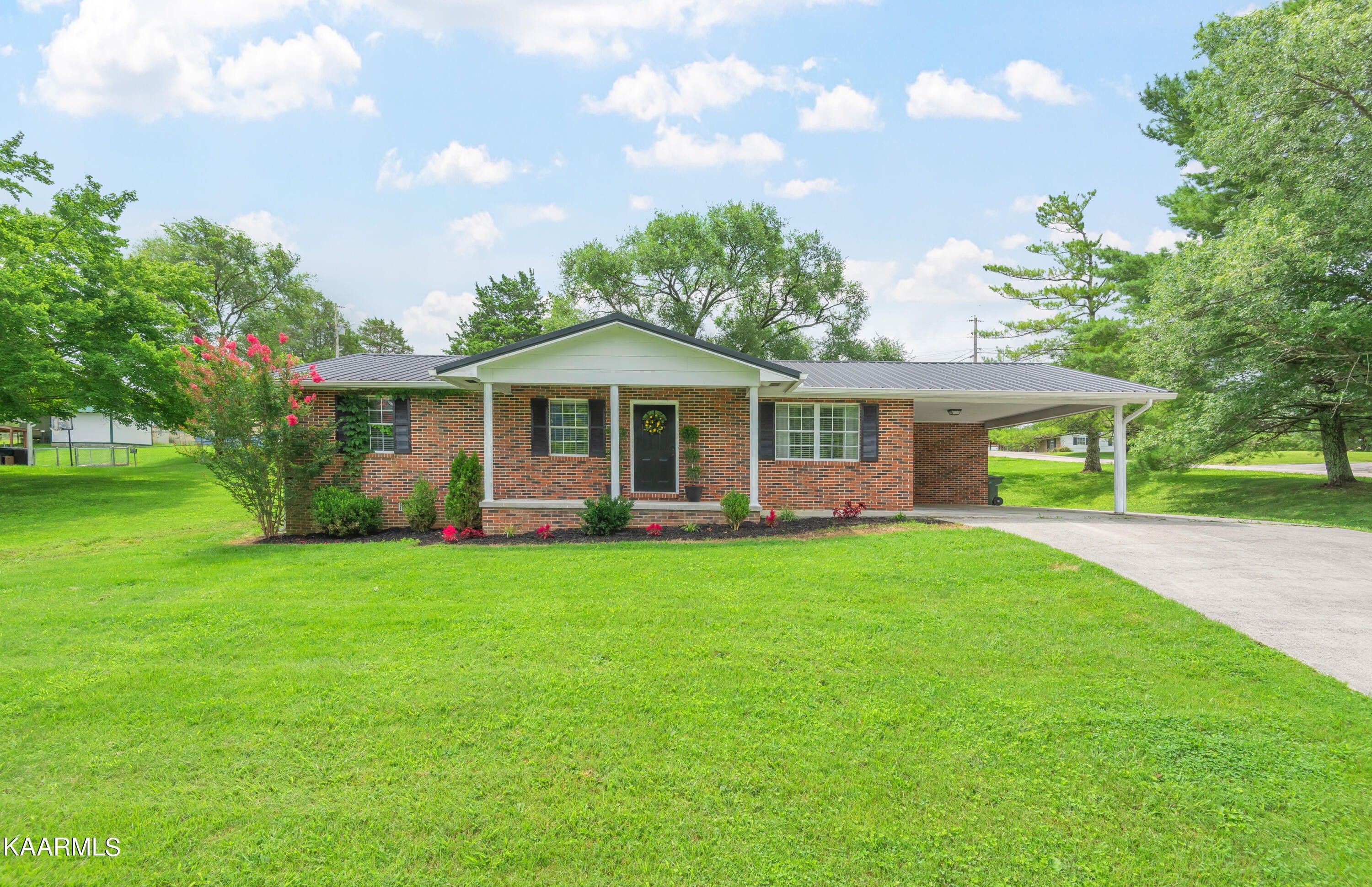 La Follette, Campbell County, TN House for sale Property ID 414459657