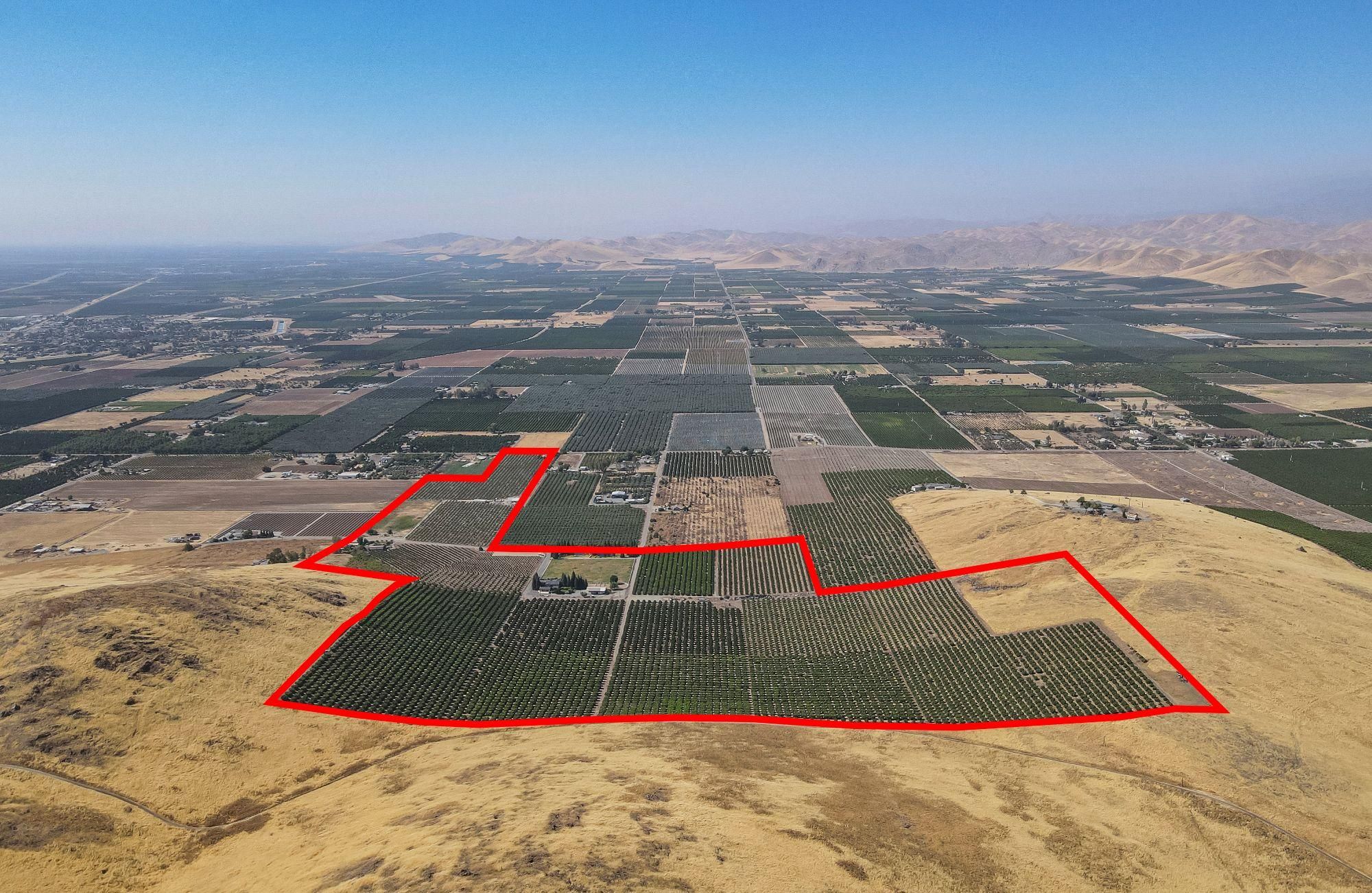 Porterville, Tulare County, CA Farms and Ranches for sale Property ID