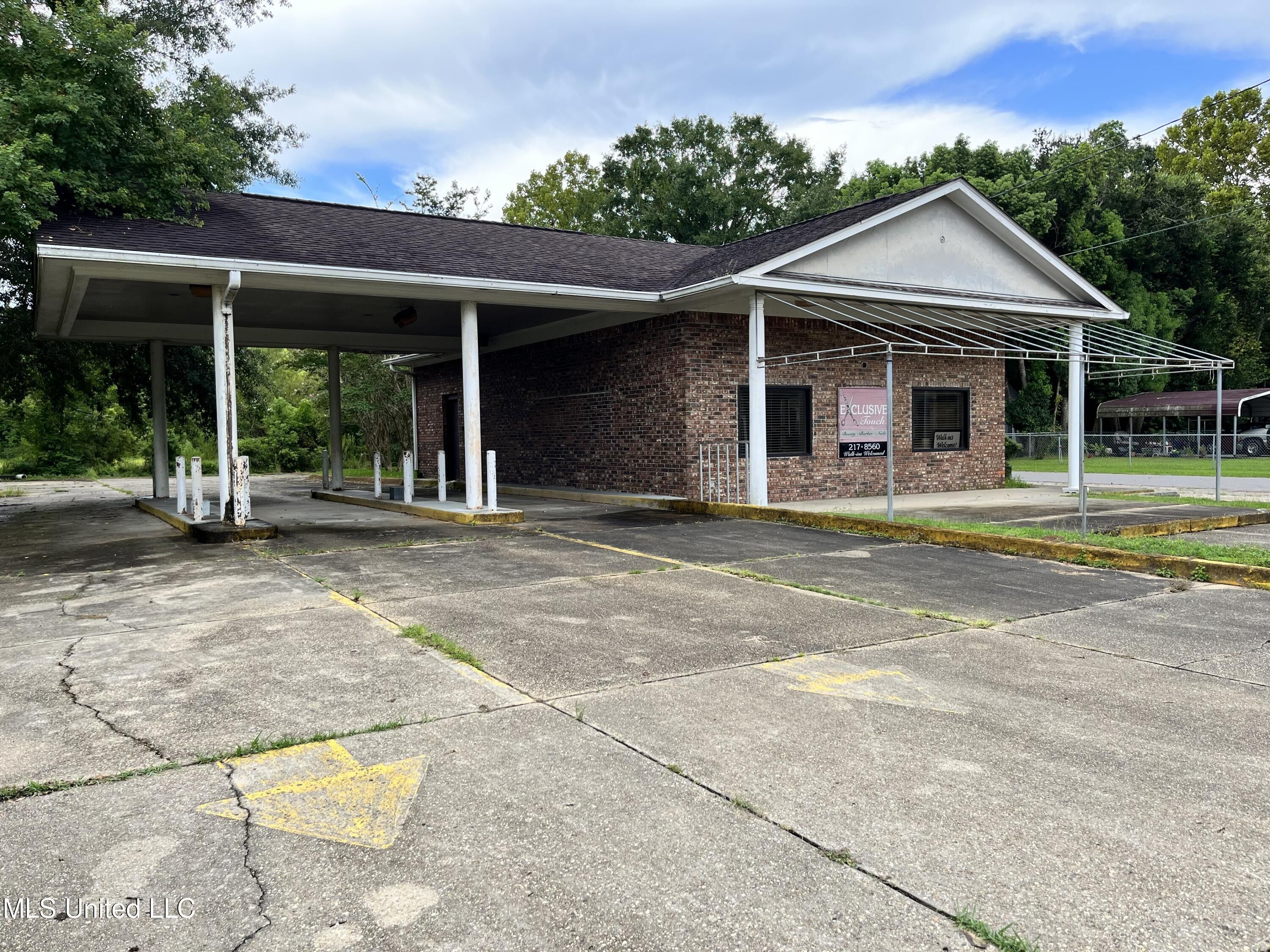 Moss Point, Jackson County, MS Commercial Property, House for sale