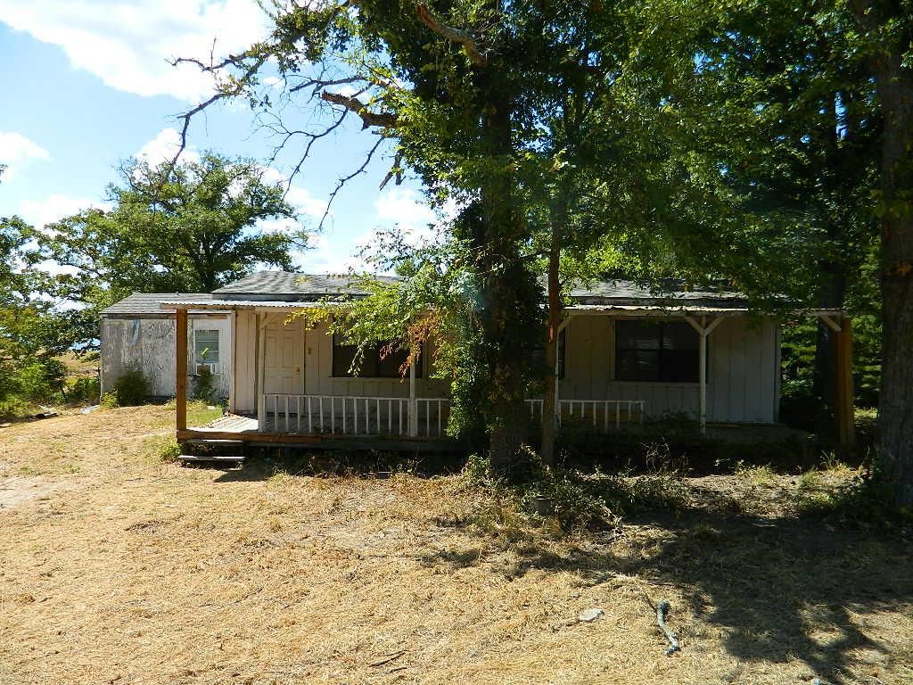 Jewett, Leon County, TX Recreational Property, Lakefront Property, Waterfront Property, House