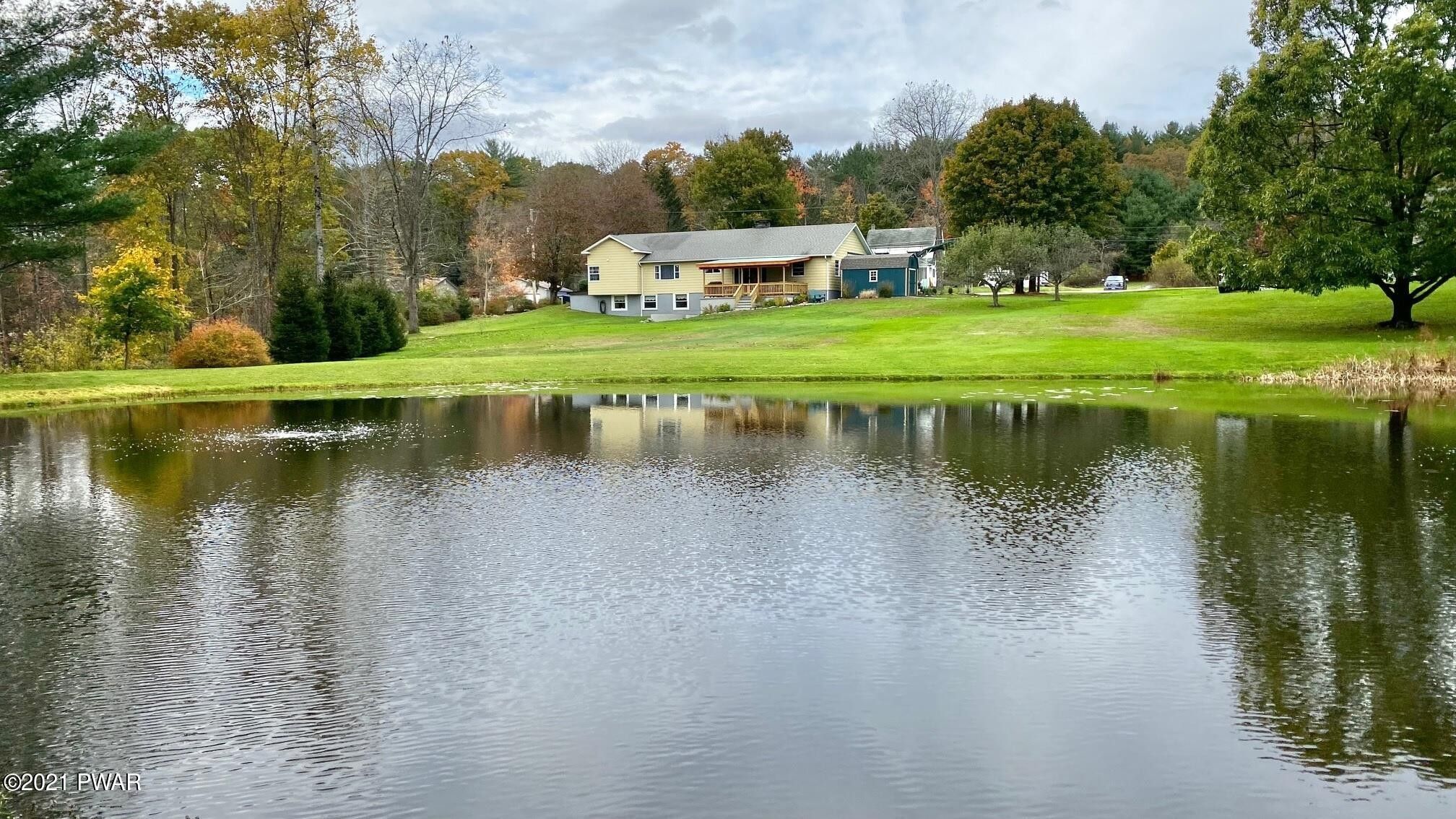 Hawley, Pike County, PA Lakefront Property, Waterfront Property, House