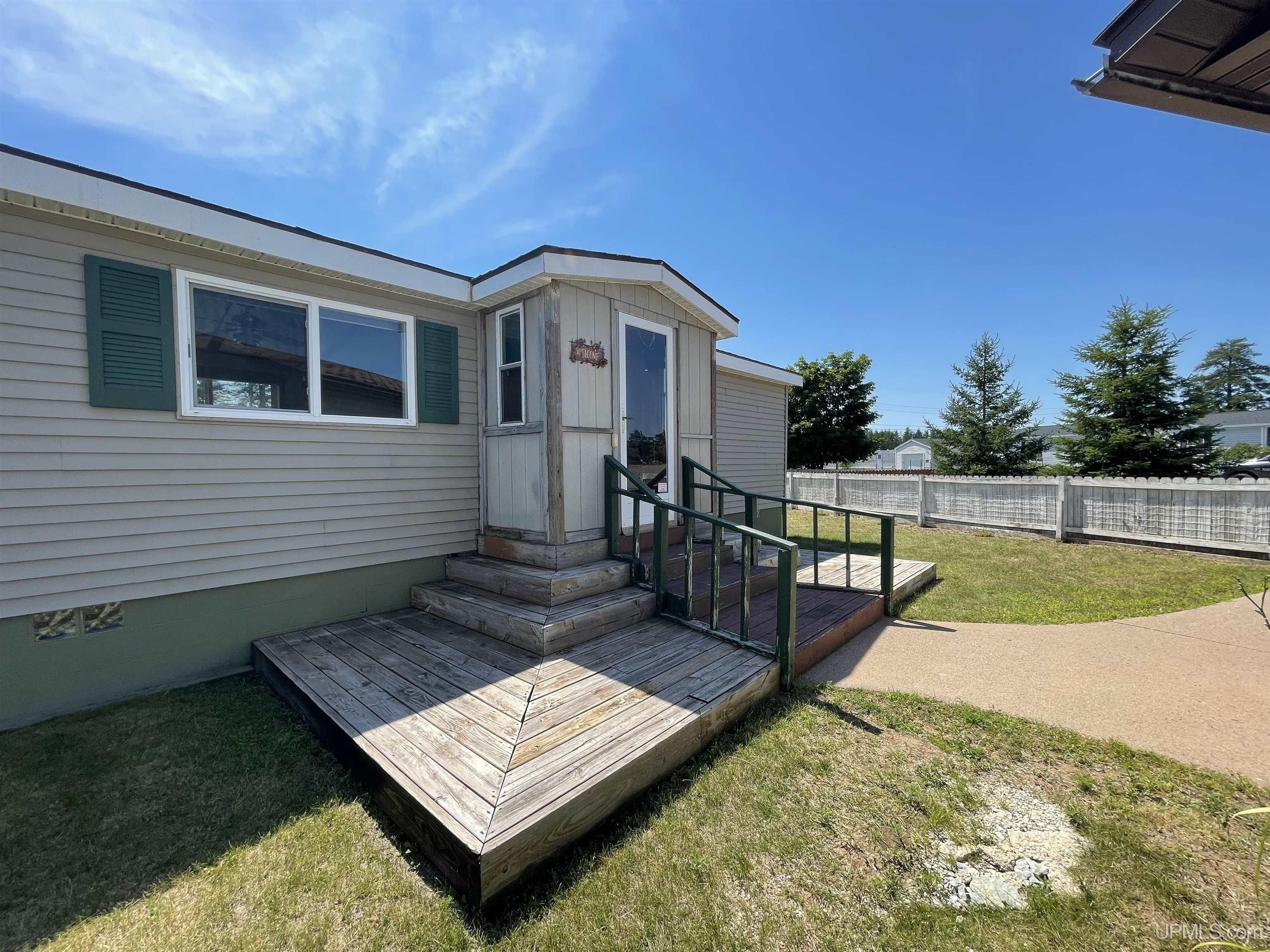 Gwinn, Marquette County, MI House for sale Property ID 414498795