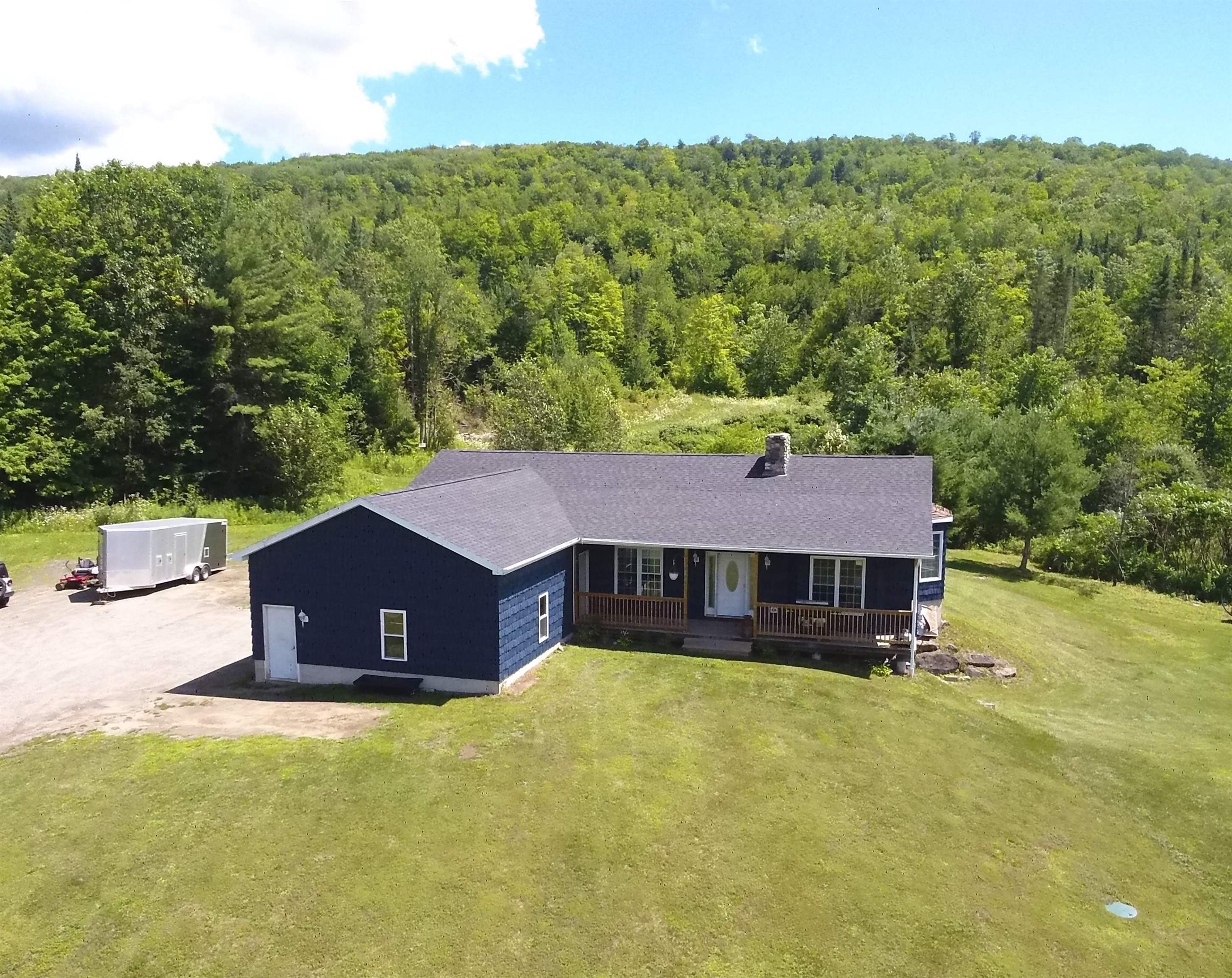 East Lyndon, Caledonia County, VT House for sale Property ID 414500393