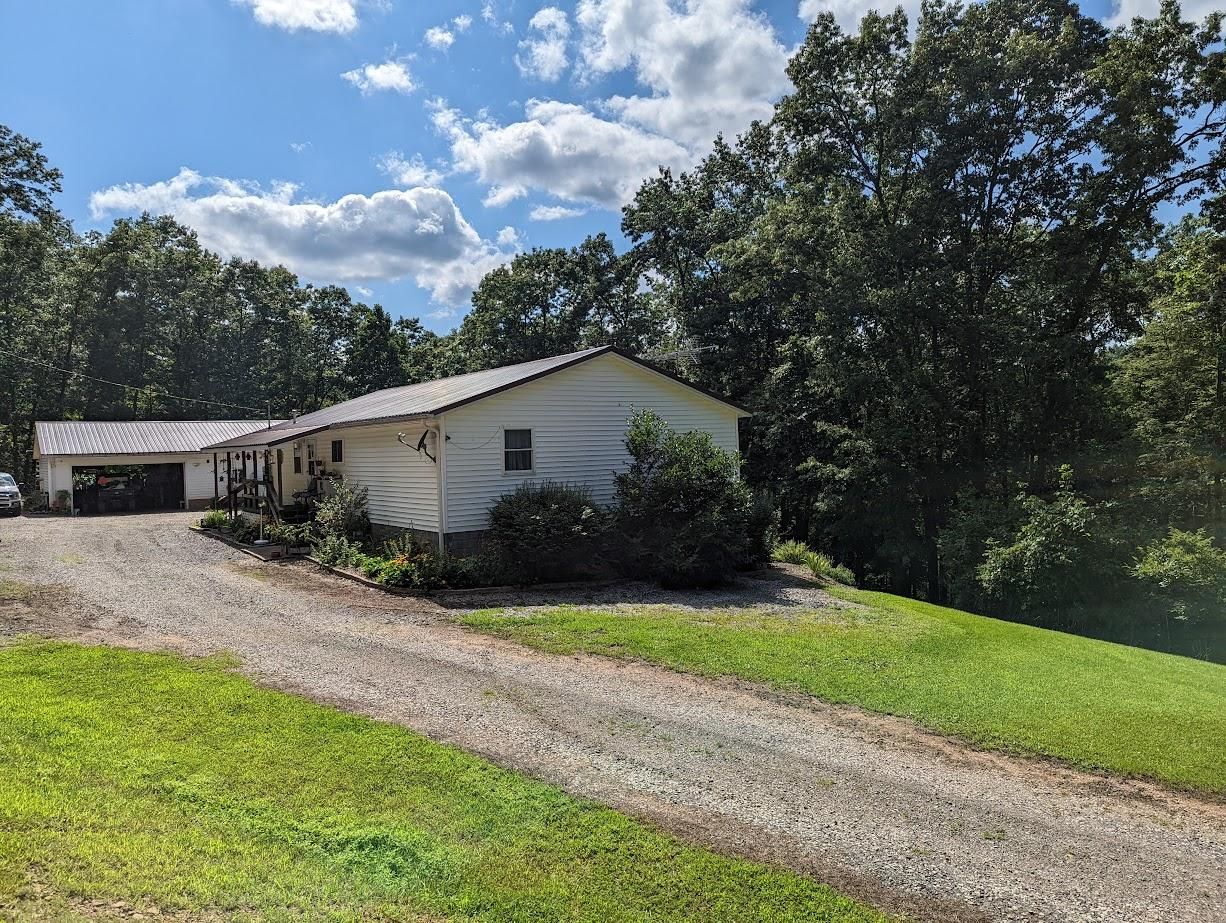 West Union, Doddridge County, WV Hunting Property, House for sale