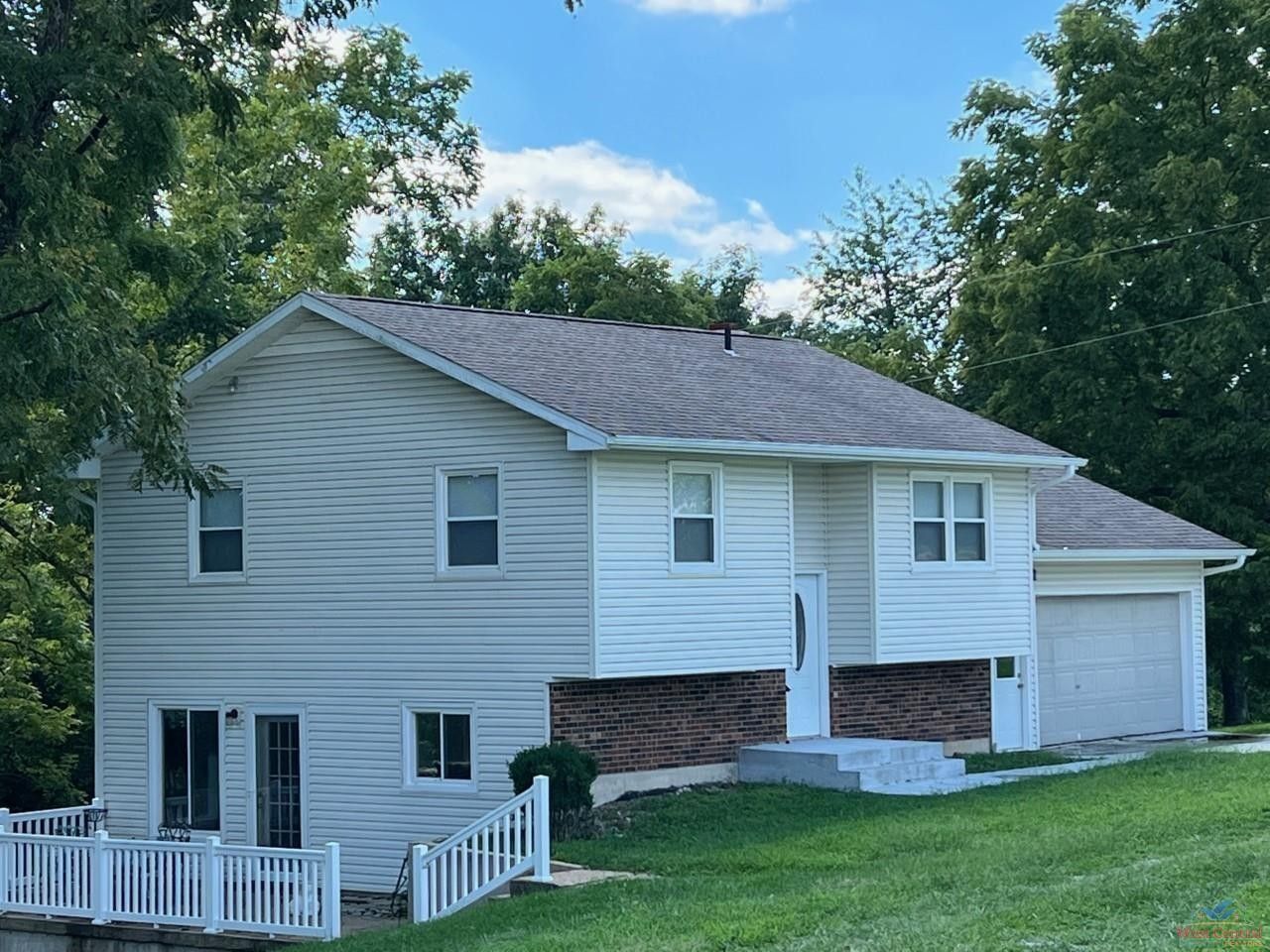 Edwards, Benton County, MO Lakefront Property, Waterfront Property, House for sale Property ID