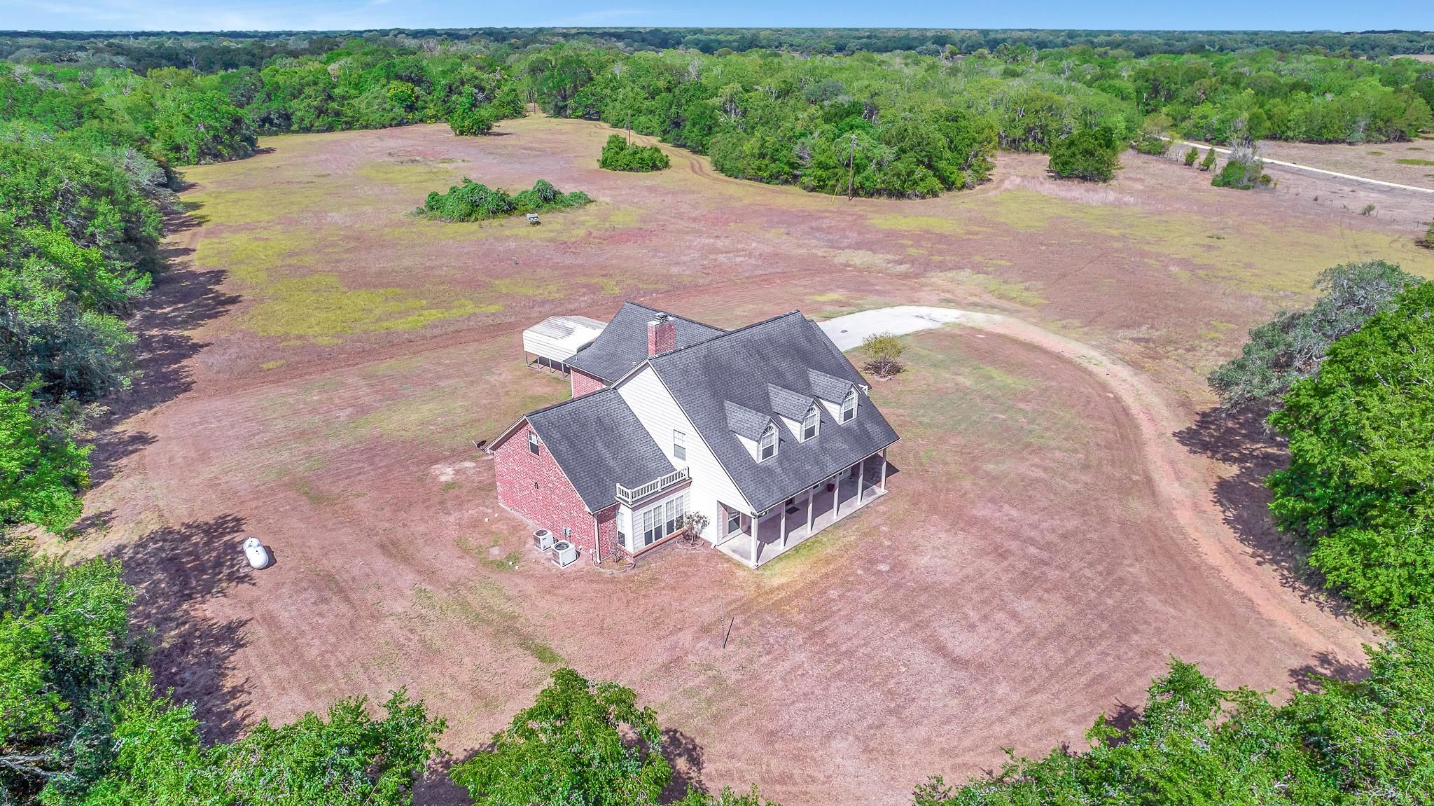 Hallettsville, Lavaca County, TX Farms and Ranches, Hunting Property, House for sale Property ID