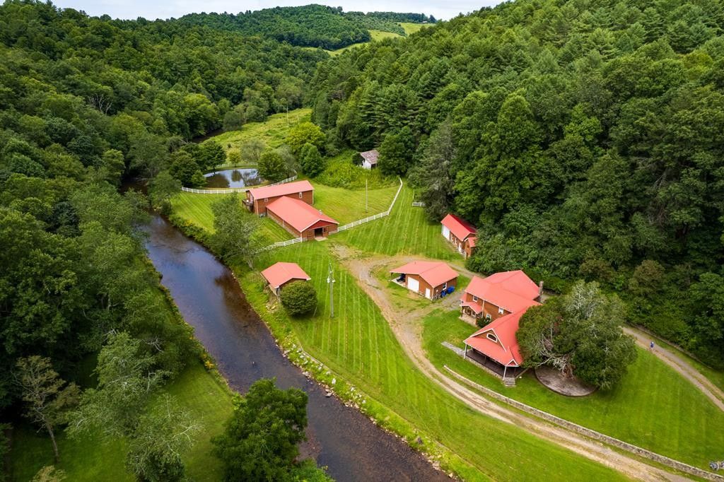 Hillsville, Carroll County, VA Lakefront Property, Waterfront Property