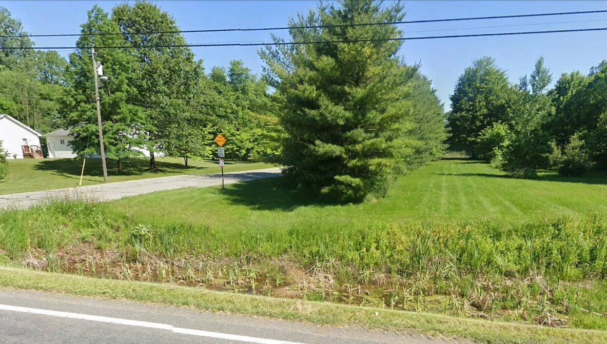 Milan, Washtenaw County, MI Undeveloped Land, Lakefront Property