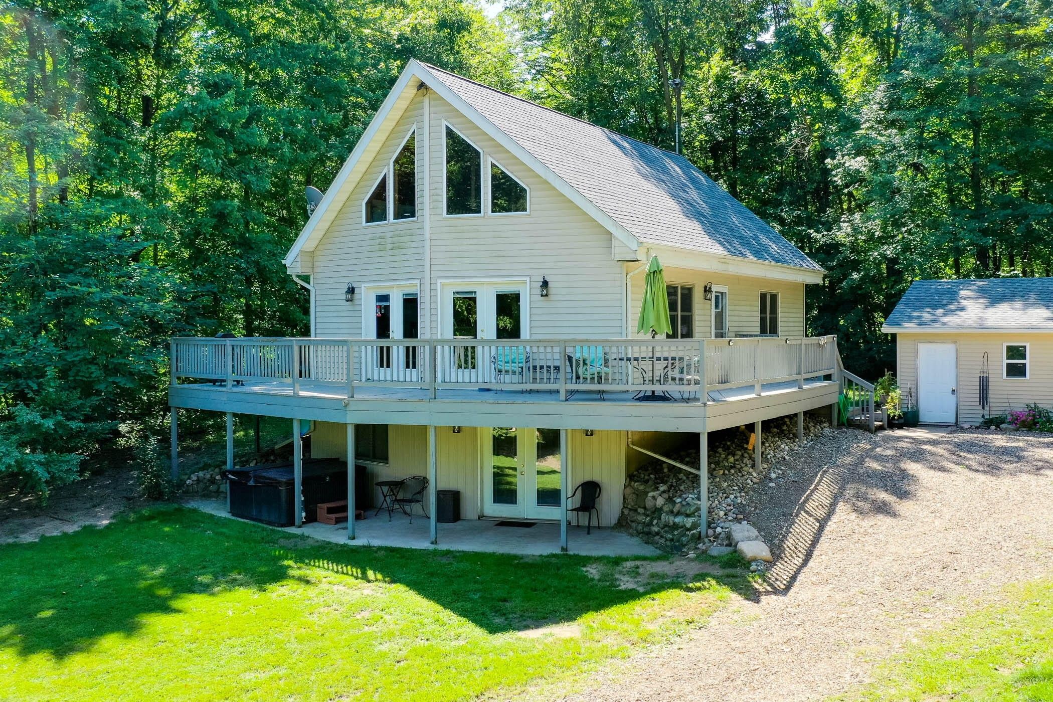 Three Rivers, Saint Joseph County, MI Lakefront Property, Waterfront Property, House for sale